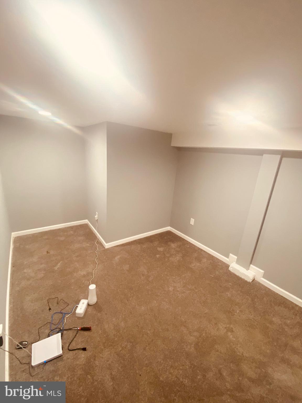 ROSEMONT - Residential Lease