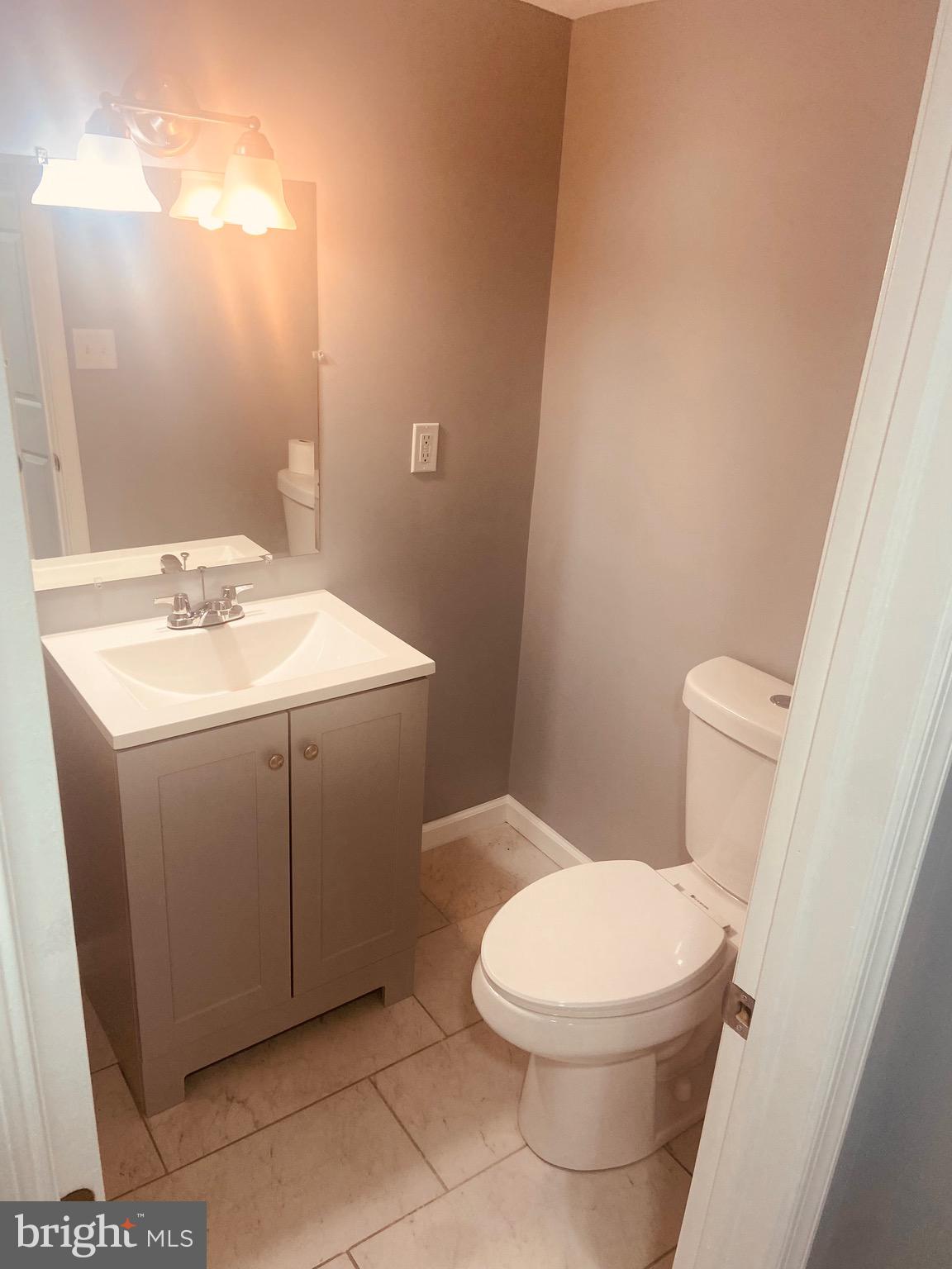 ROSEMONT - Residential Lease