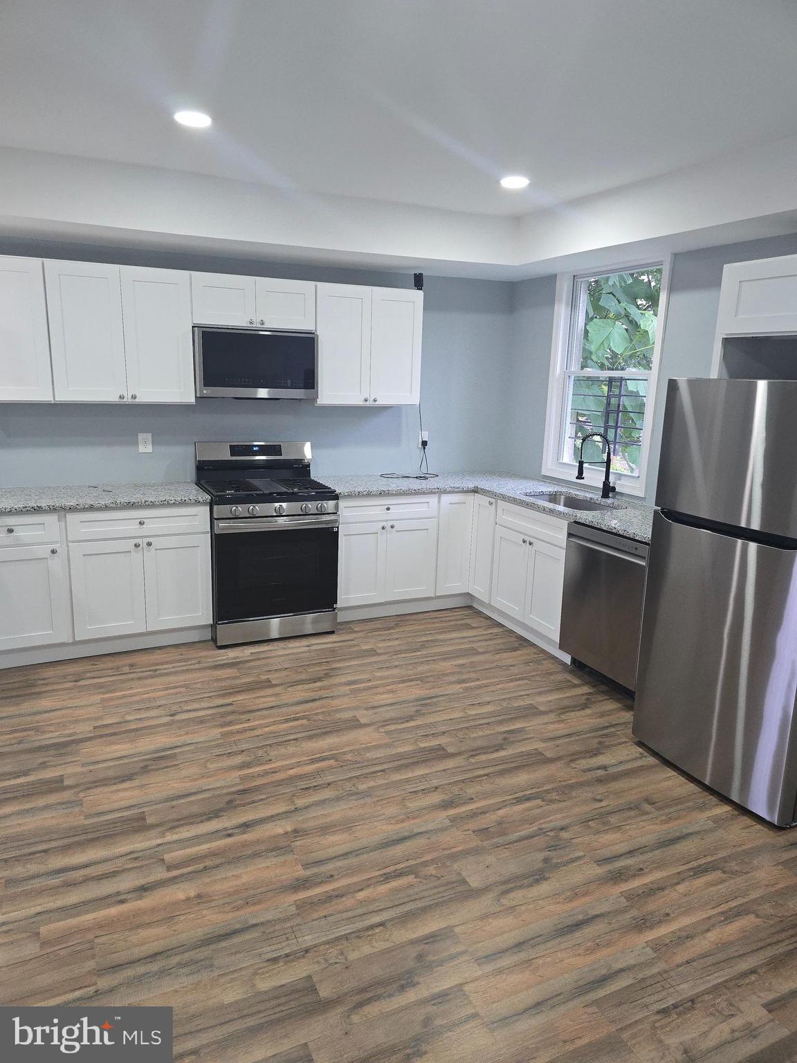 ROSEMONT - Residential Lease