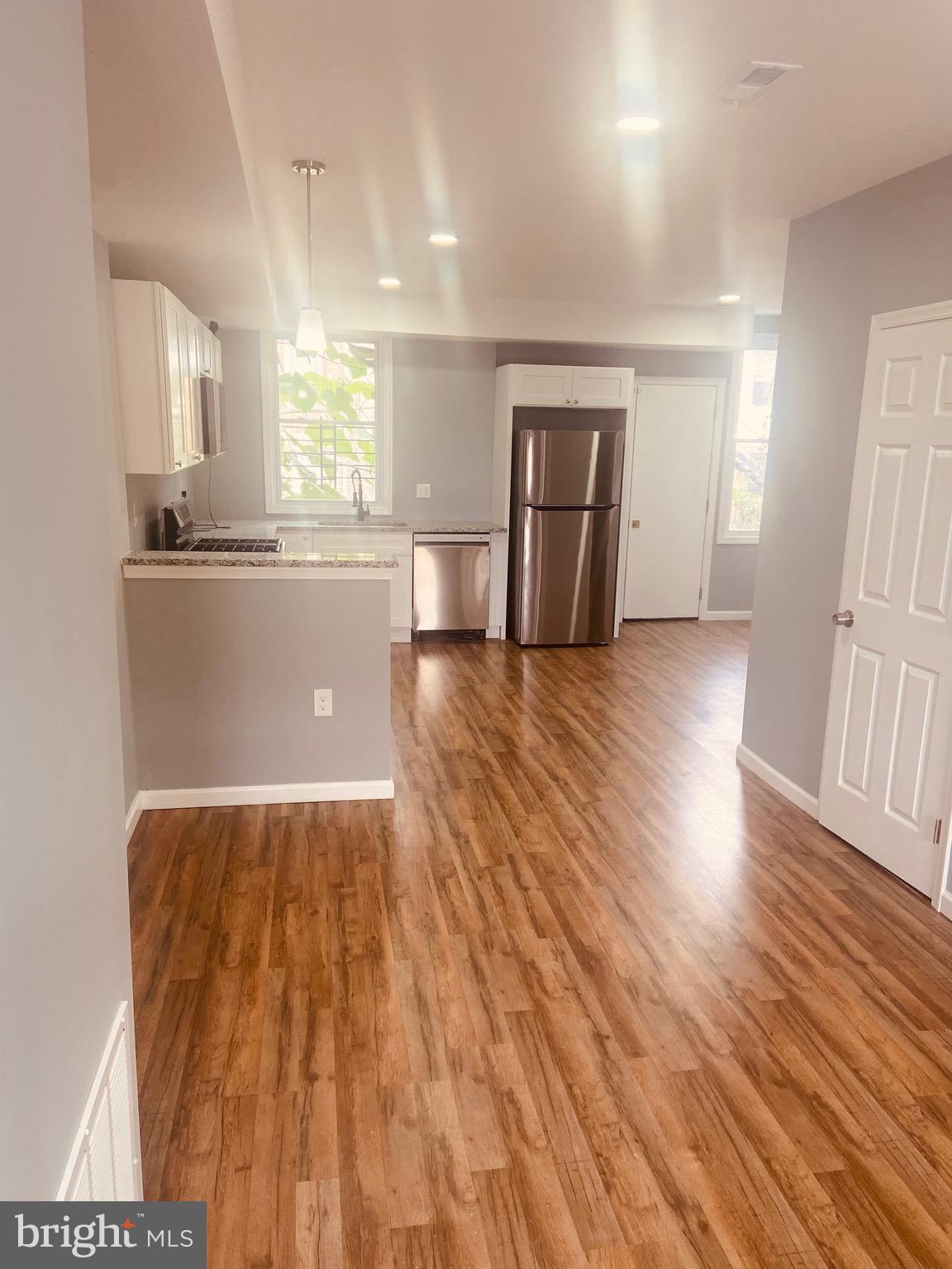 ROSEMONT - Residential Lease