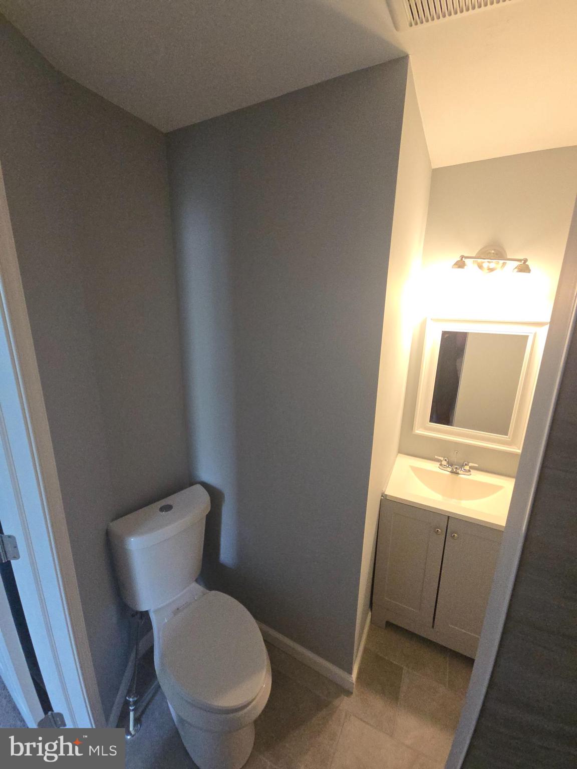 ROSEMONT - Residential Lease