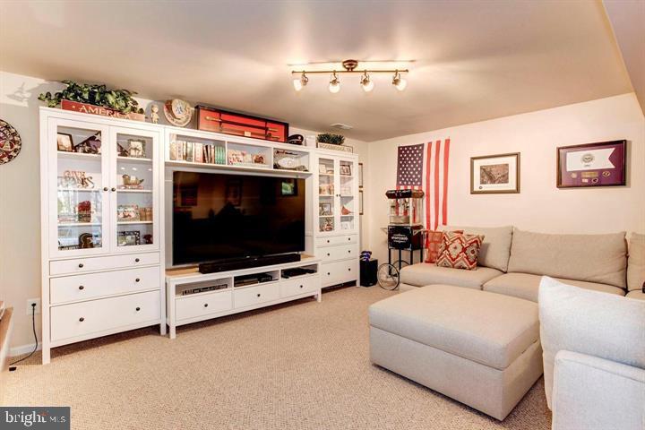 CARDINAL FOREST - Residential