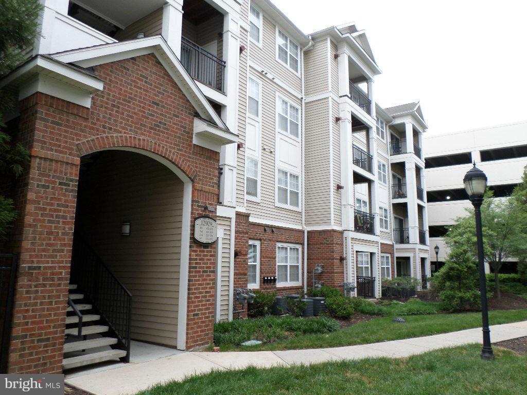 BRYSON AT WOODLAND PARK - Residential Lease