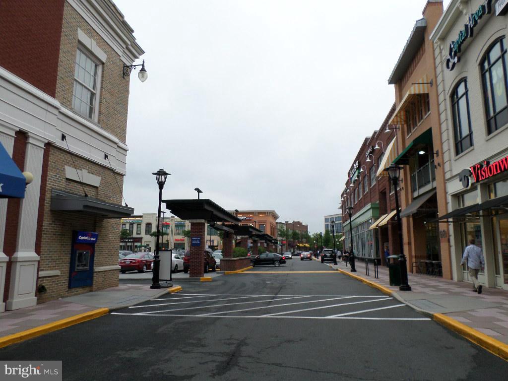 BRYSON AT WOODLAND PARK - Residential Lease