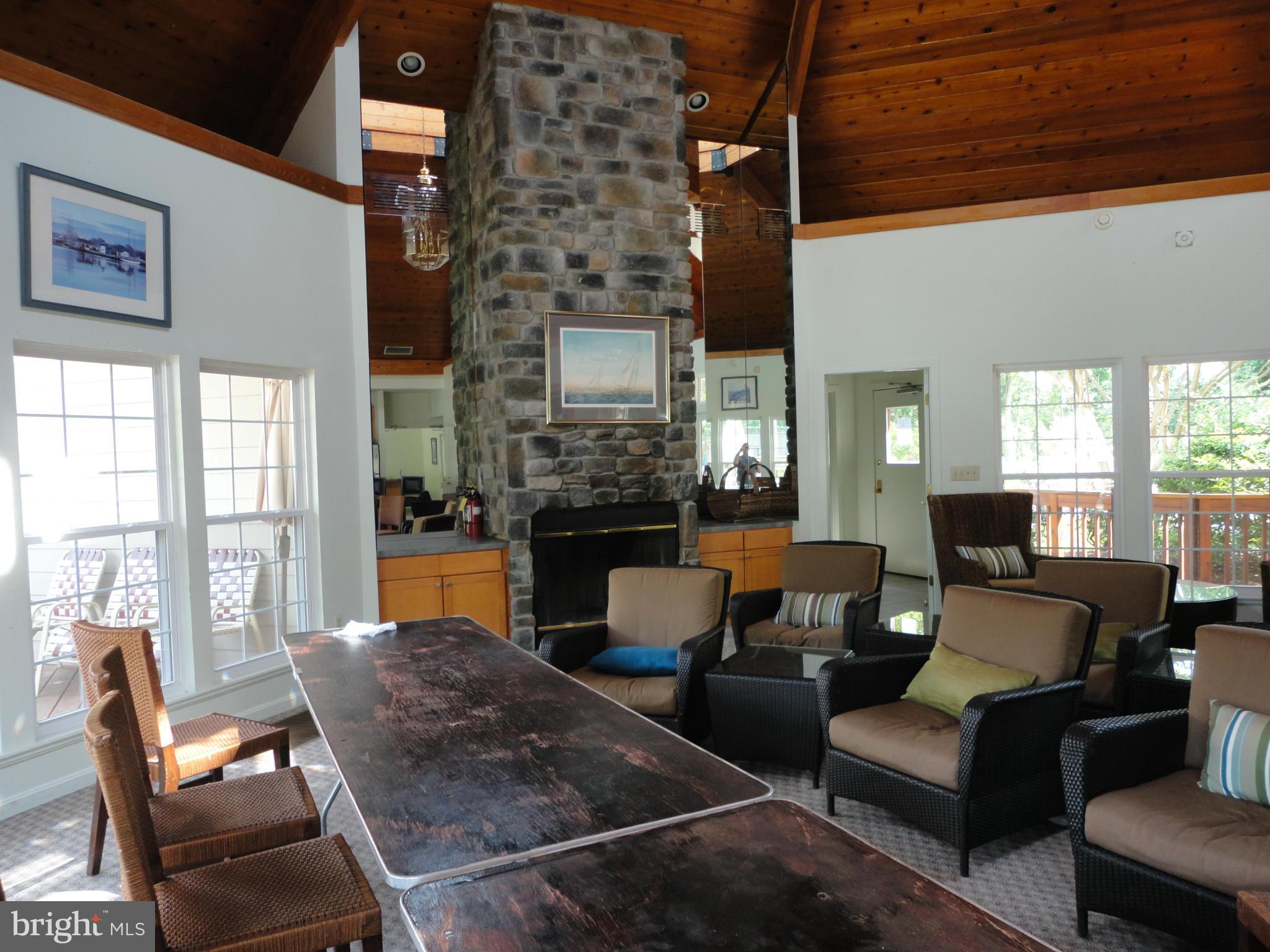 SOLOMONS LANDING - Residential