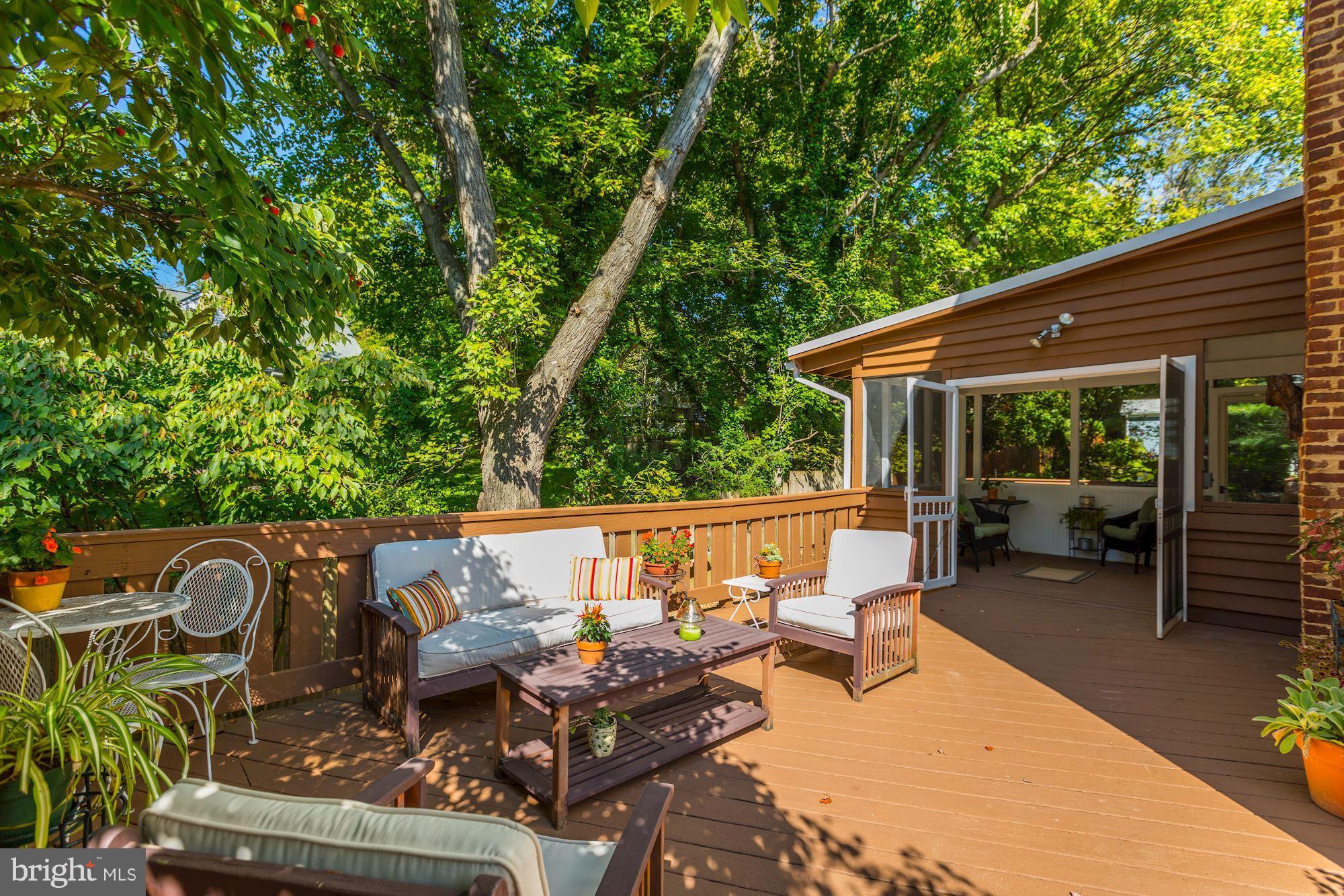 CABIN JOHN PARK - Residential