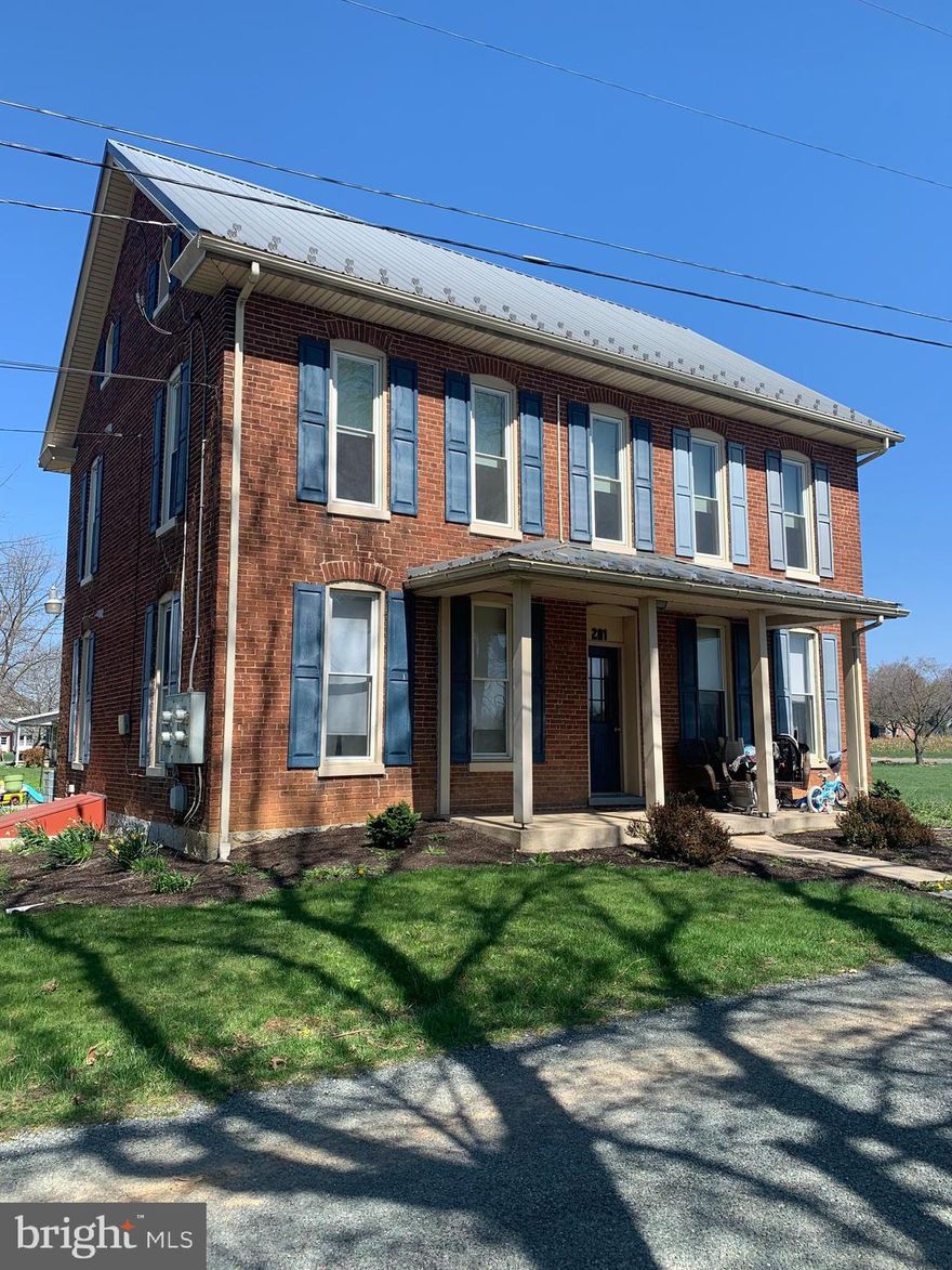 Check out this light filled apartment situated on a quite street in Marion.  This is a 2nd & 3rd Floor apartment.
 Equipped kitchen with Refrigerator, Range and Dishwasher.  Laundy room in the unit with Washer & Dryer.
  Bedroom and bath on Level 2 and bedroom and Bath on Level 3. Very spacious, Loads of closets. 
Apartment has a Heatpump, so Central air for the hot days of summer.  Replacement windows thru out!!
 Off Street Paved parking area.  Only minutes from Marion exit of I-81 and Route 11.  NO Smoking, Vaping or PETS on the property or in the unit.