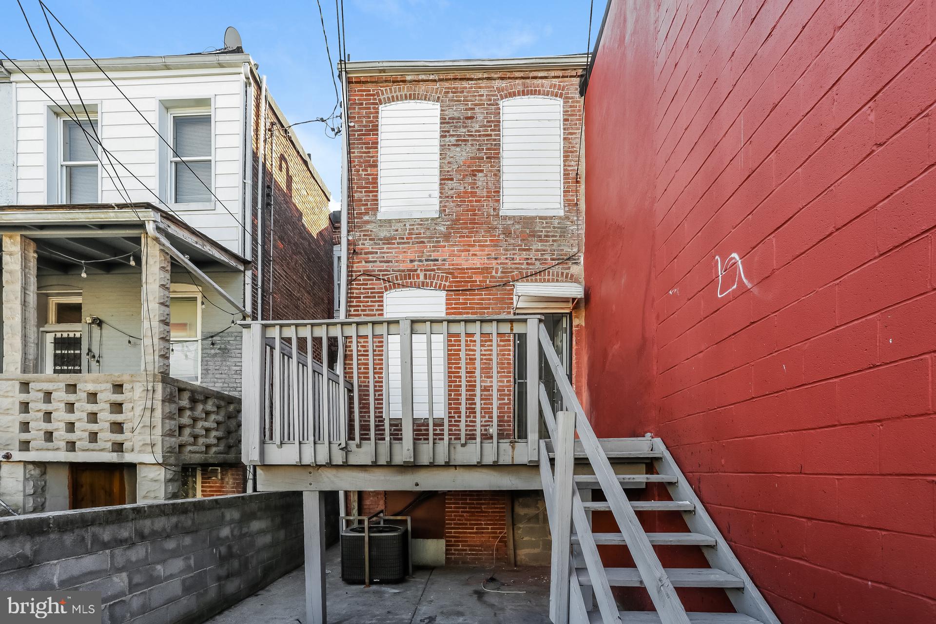 HIGHLANDTOWN - Residential