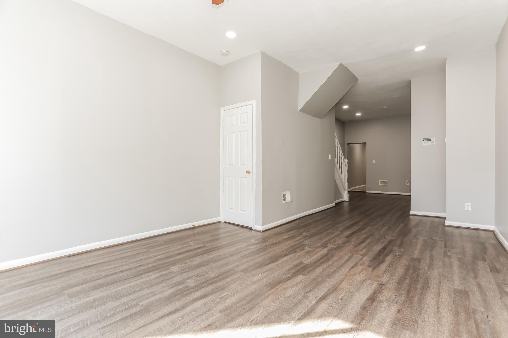 HIGHLANDTOWN - Residential