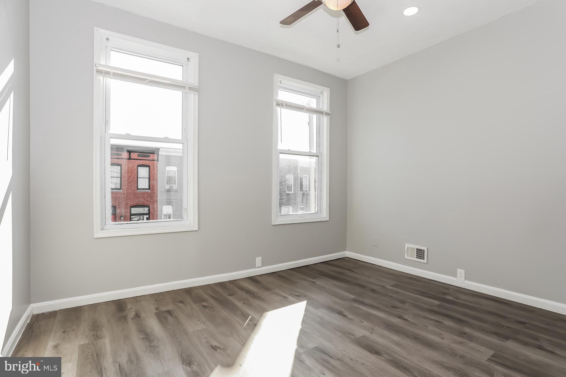 HIGHLANDTOWN - Residential