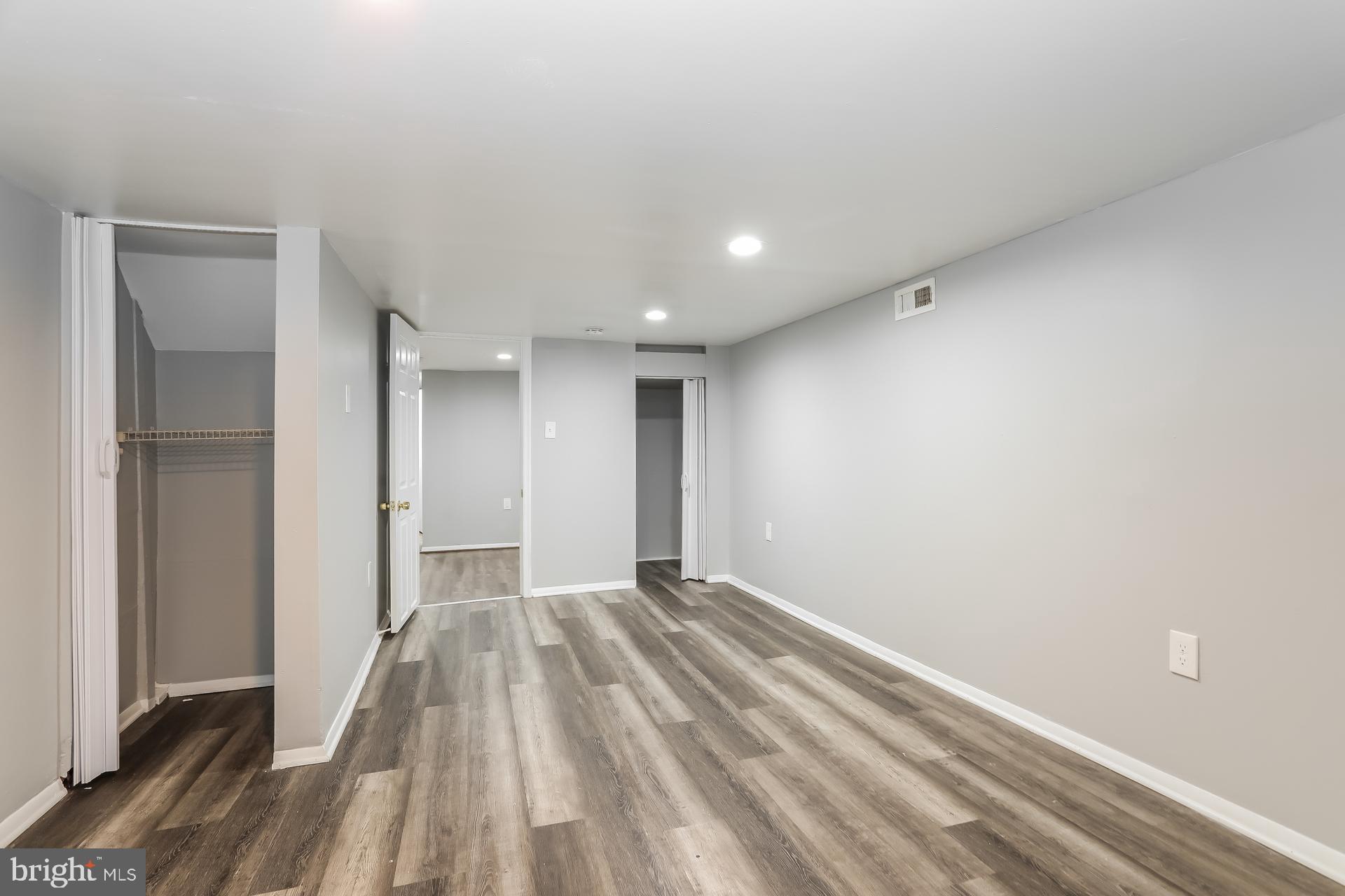 HIGHLANDTOWN - Residential