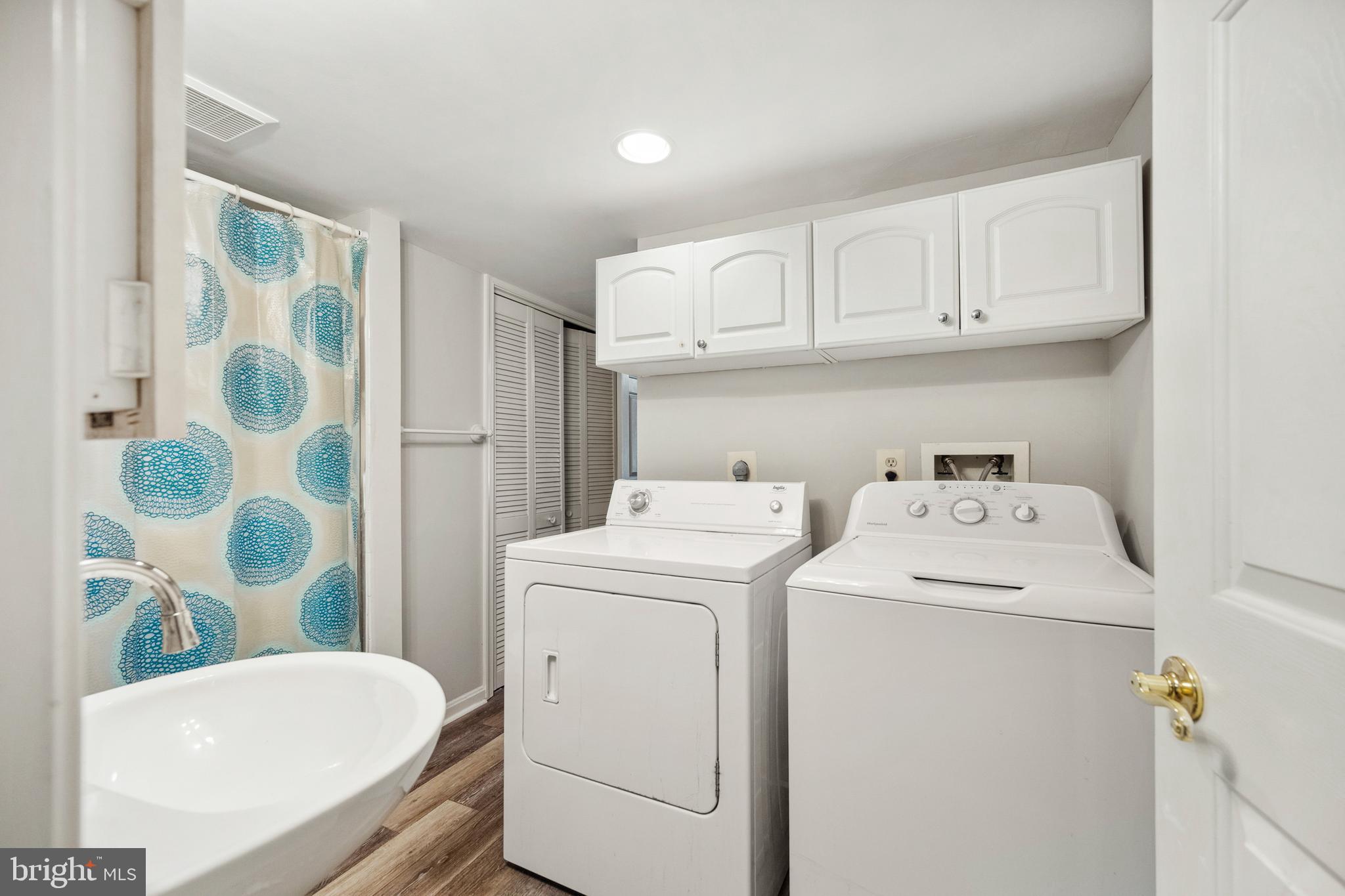 FRANKLIN GLEN - Residential