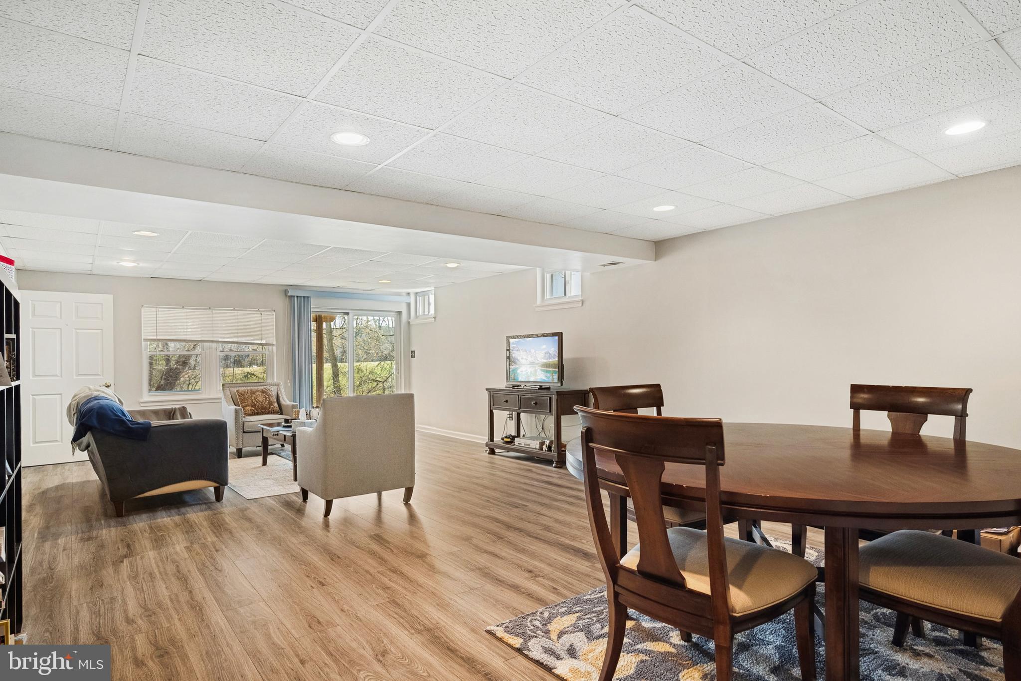 FRANKLIN GLEN - Residential