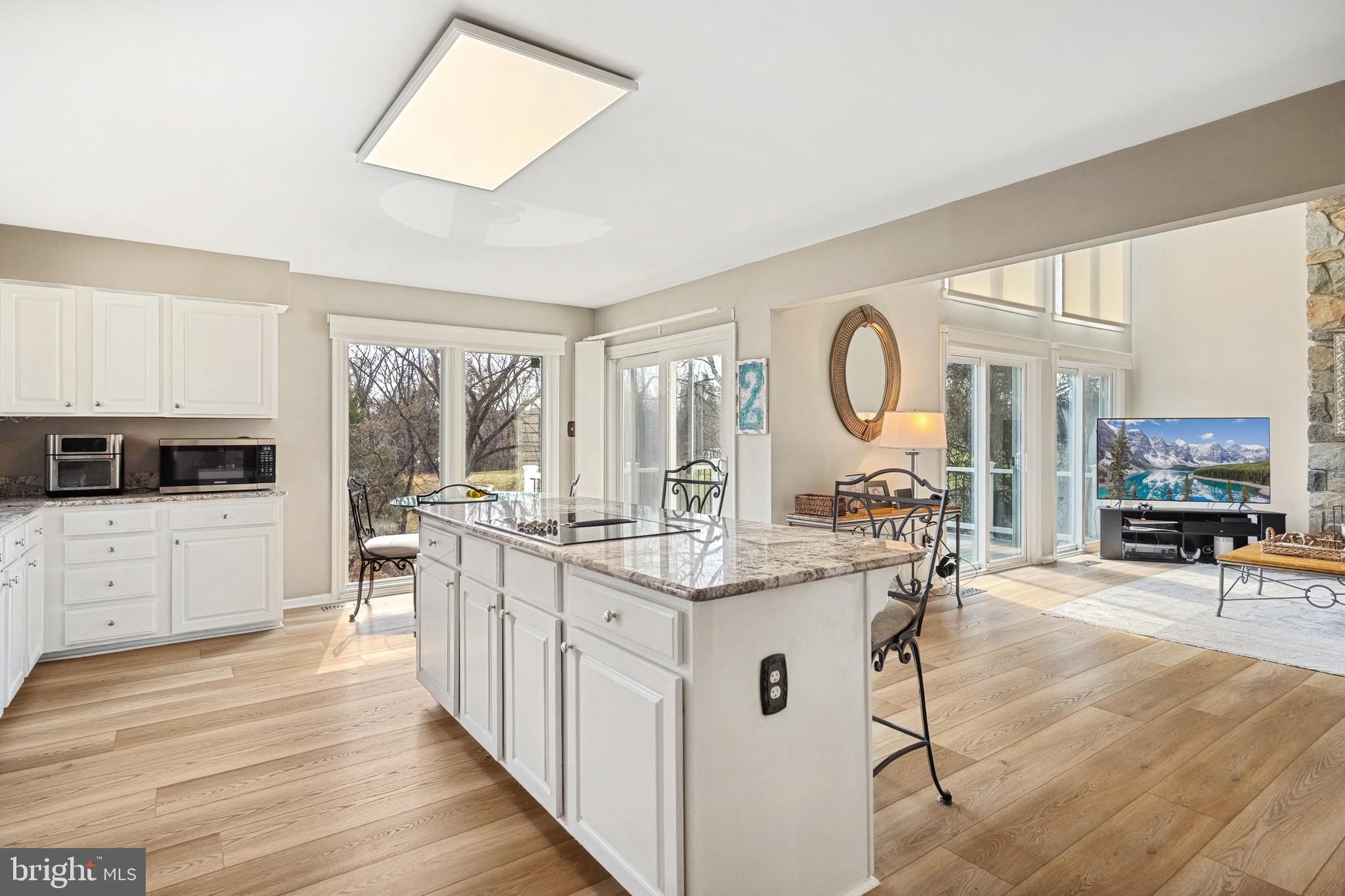 FRANKLIN GLEN - Residential