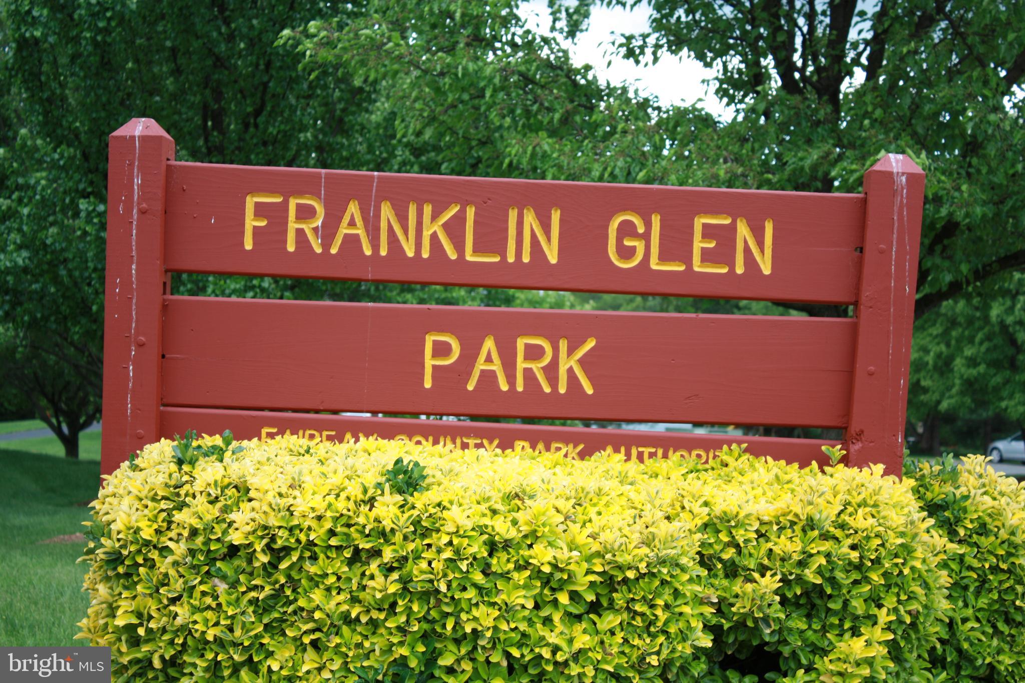 FRANKLIN GLEN - Residential
