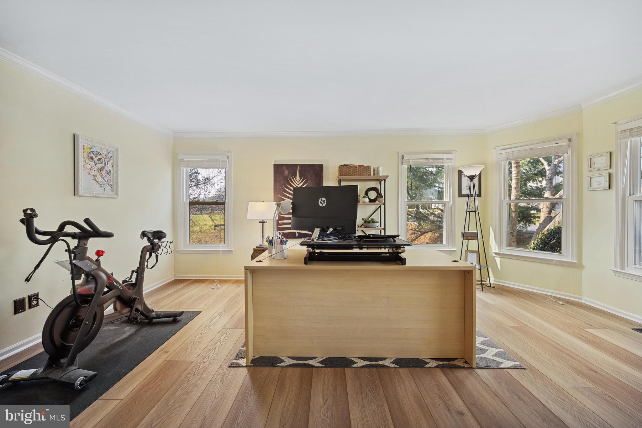 FRANKLIN GLEN - Residential