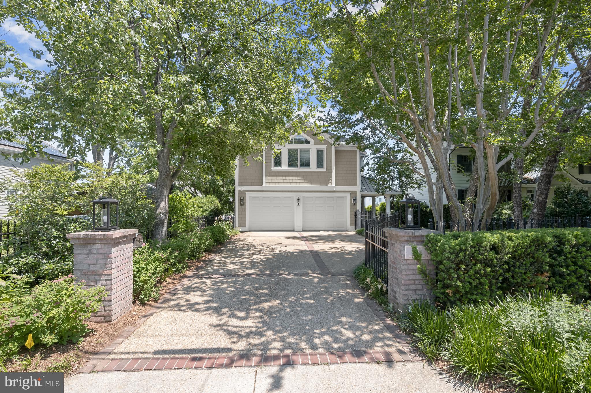 217 LOCKWOOD COURT
