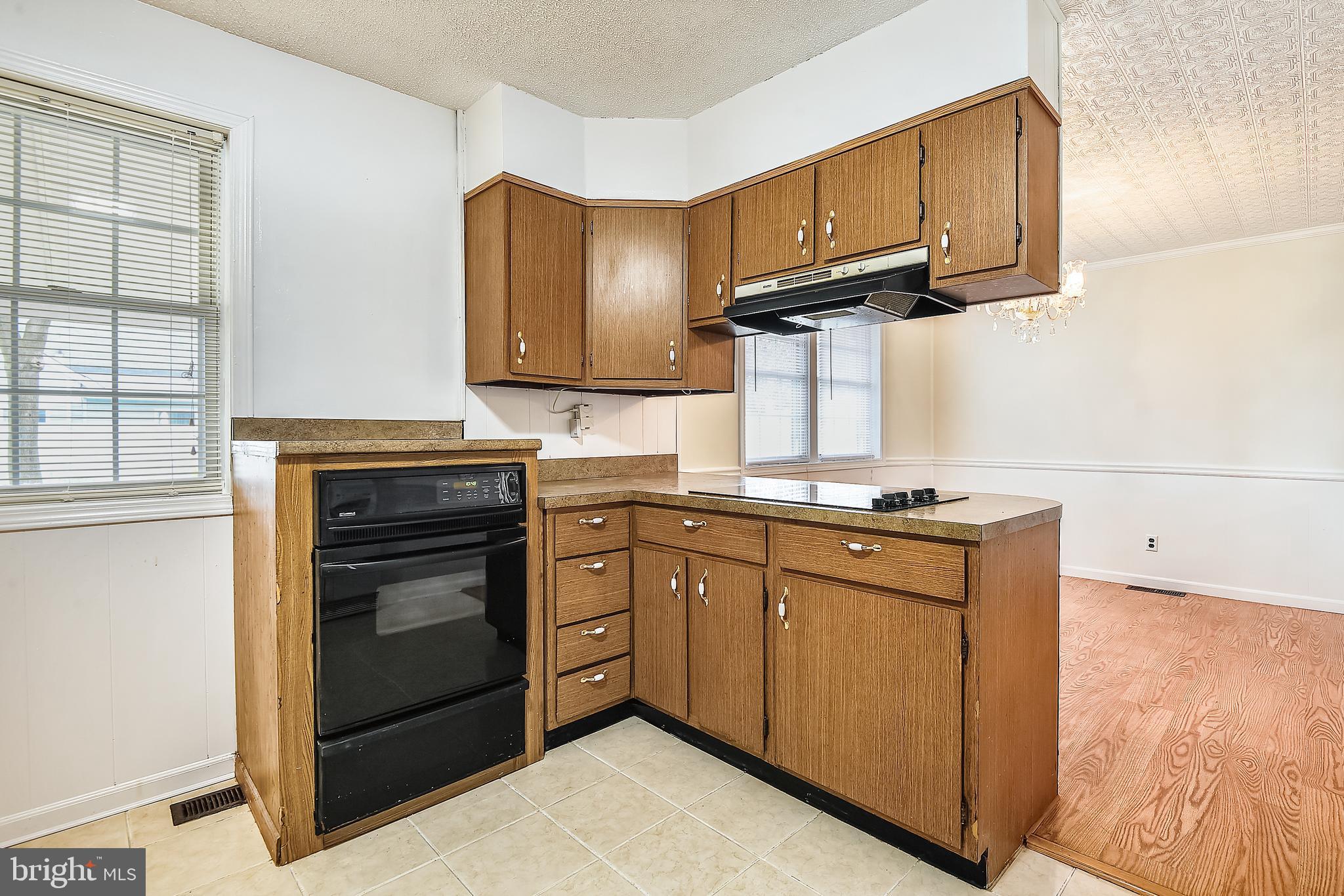 MUNROE GARDENS - Residential