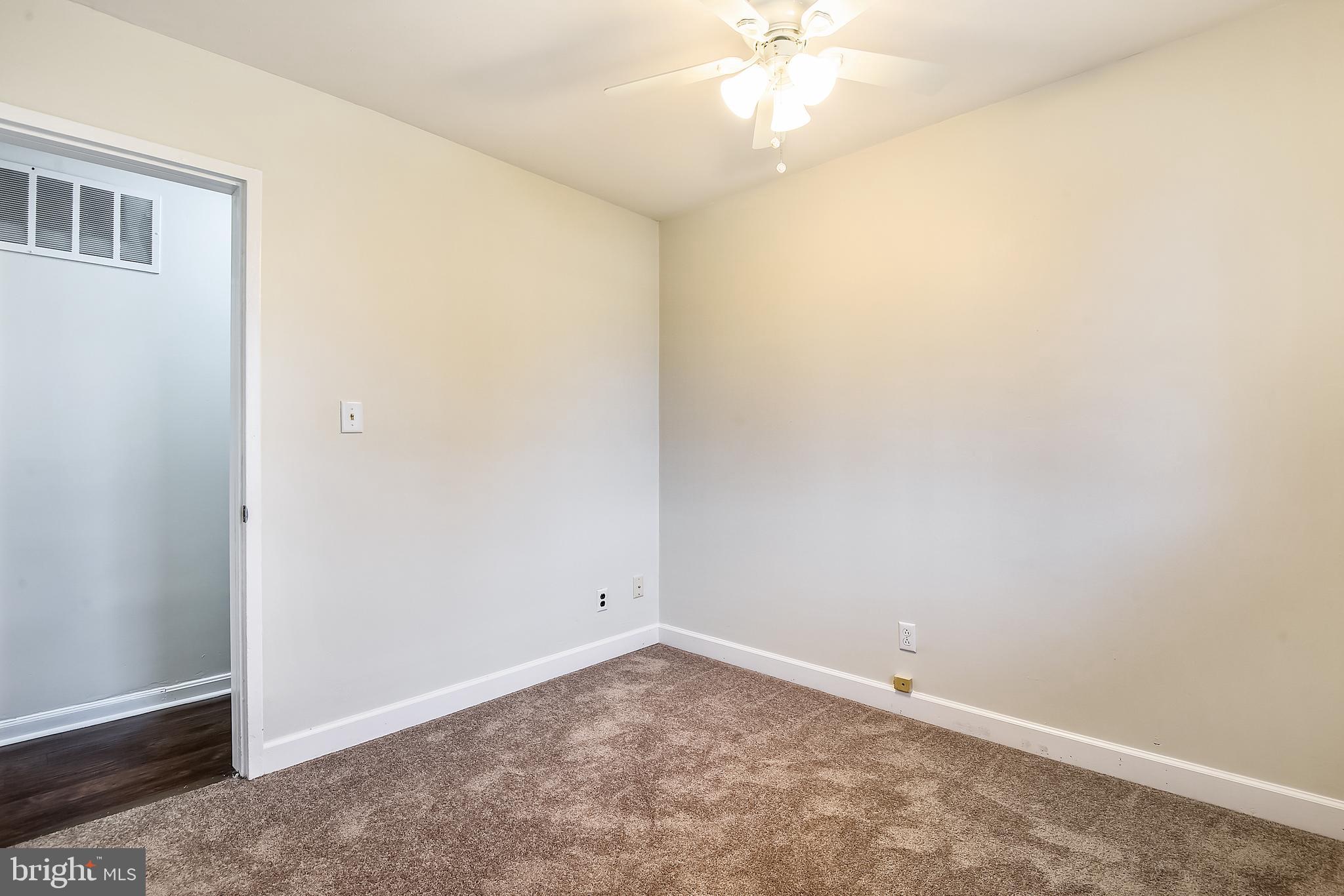 MUNROE GARDENS - Residential