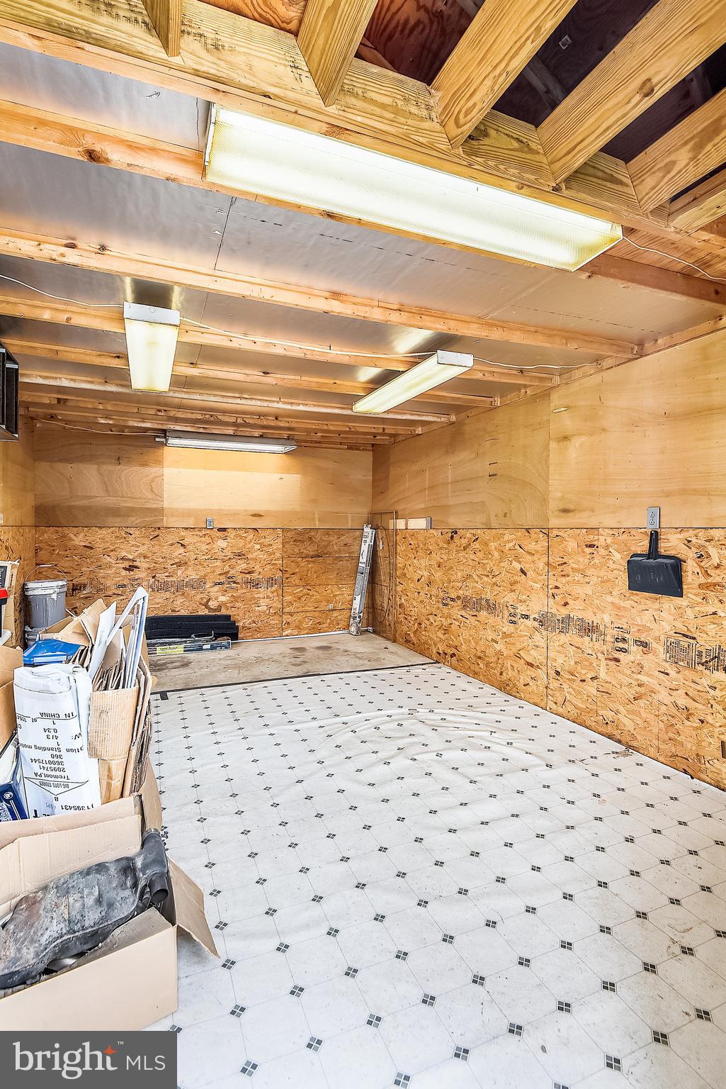 MUNROE GARDENS - Residential