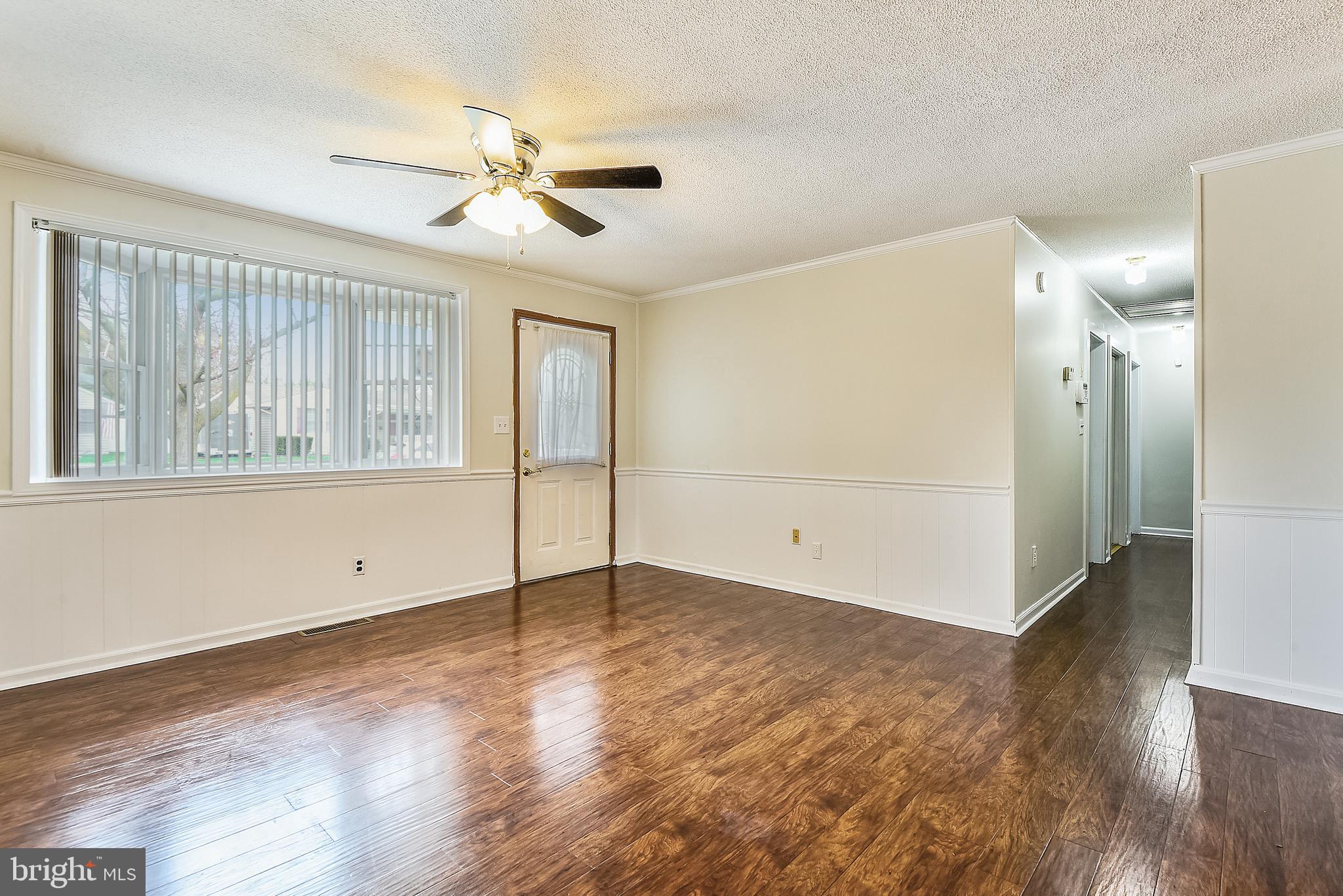 MUNROE GARDENS - Residential