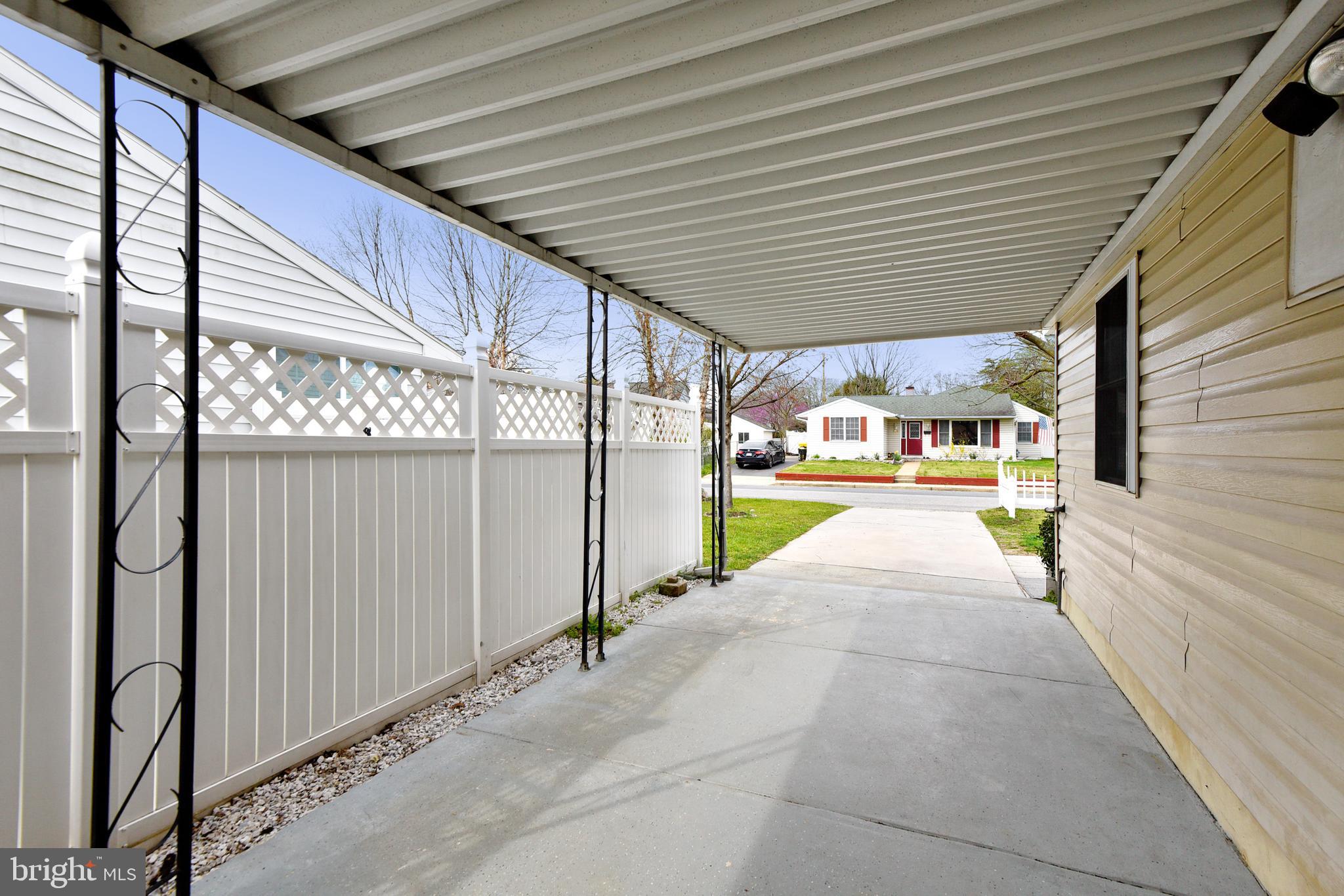 MUNROE GARDENS - Residential