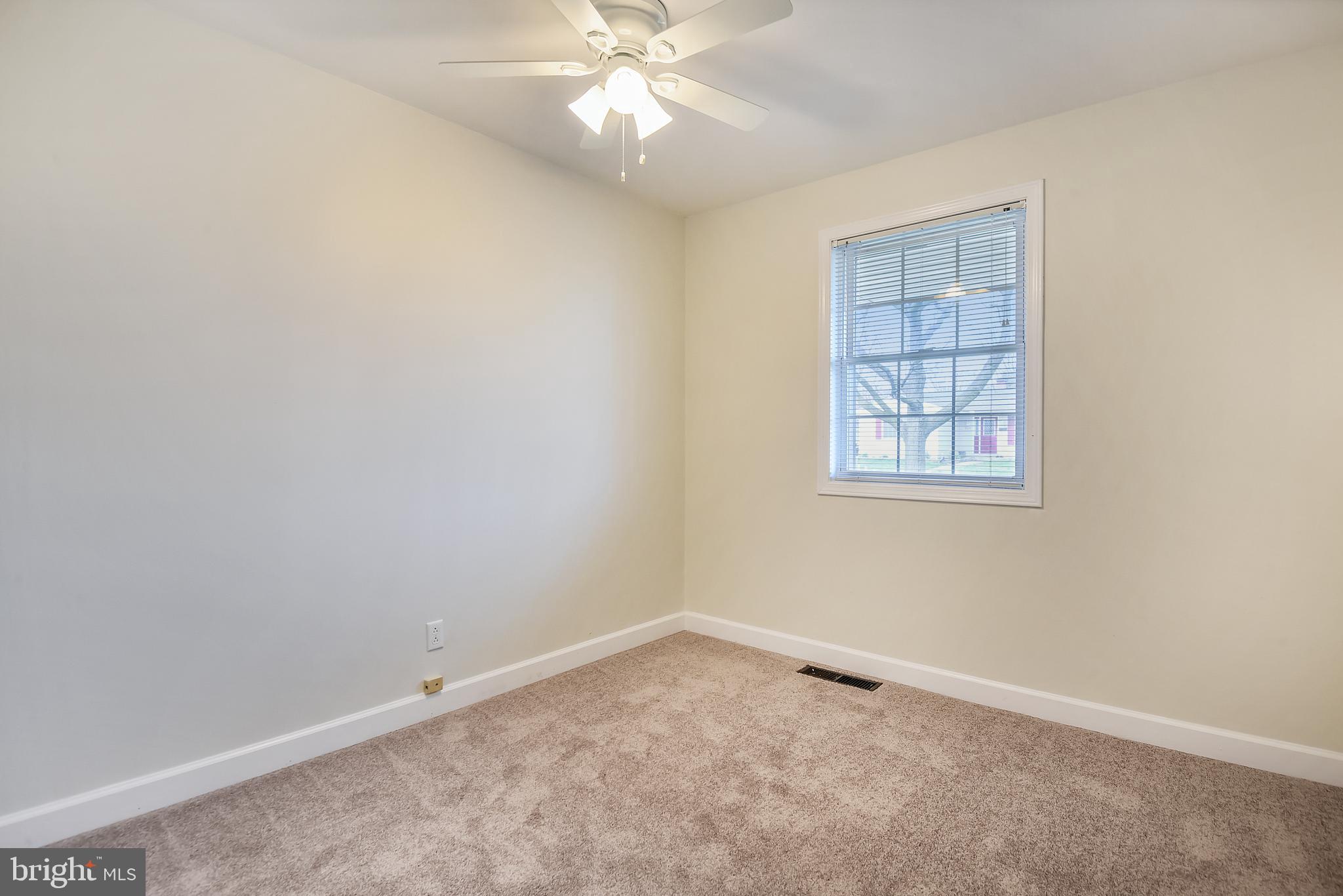 MUNROE GARDENS - Residential