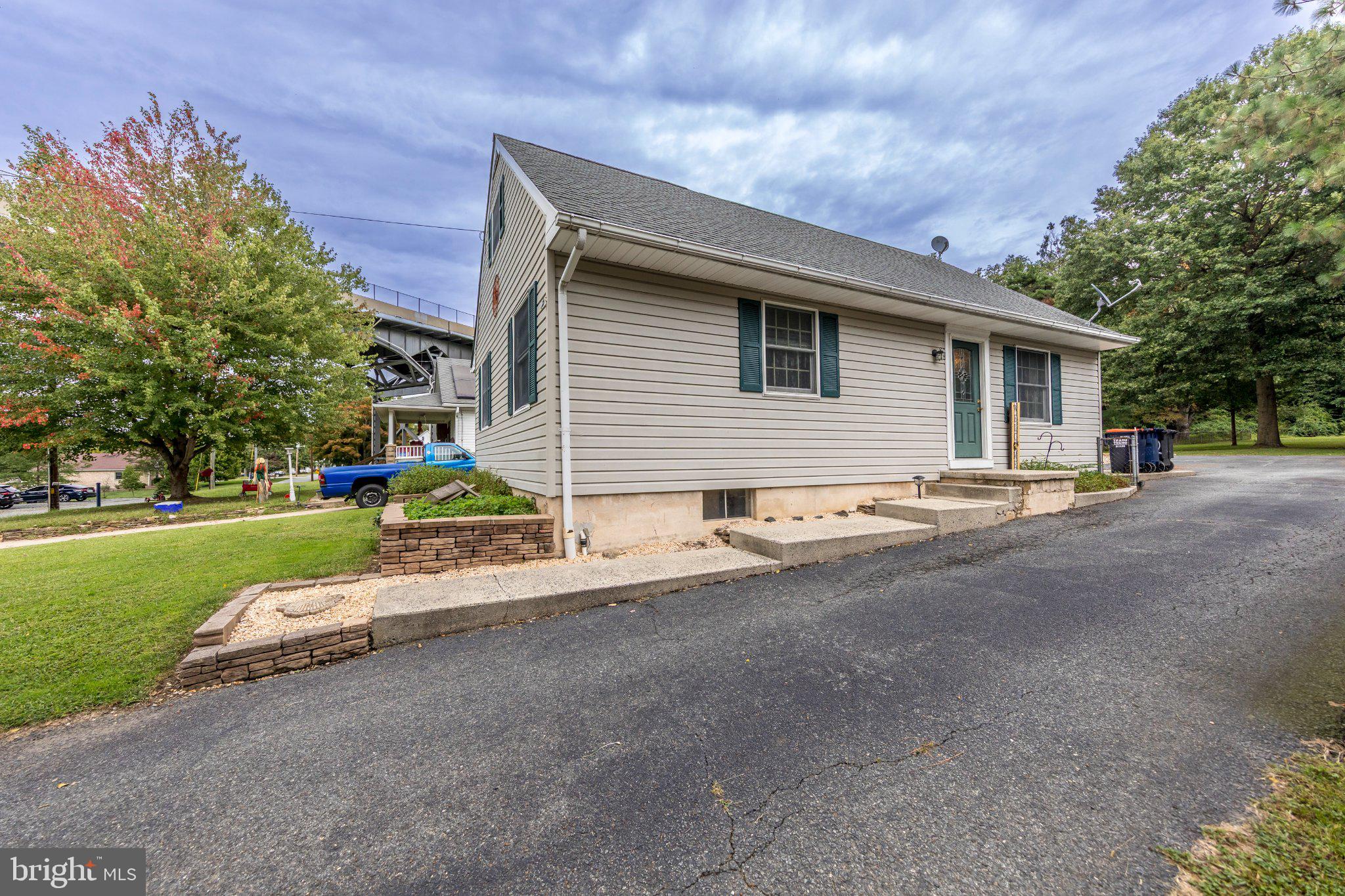 940 FRENCHTOWN ROAD