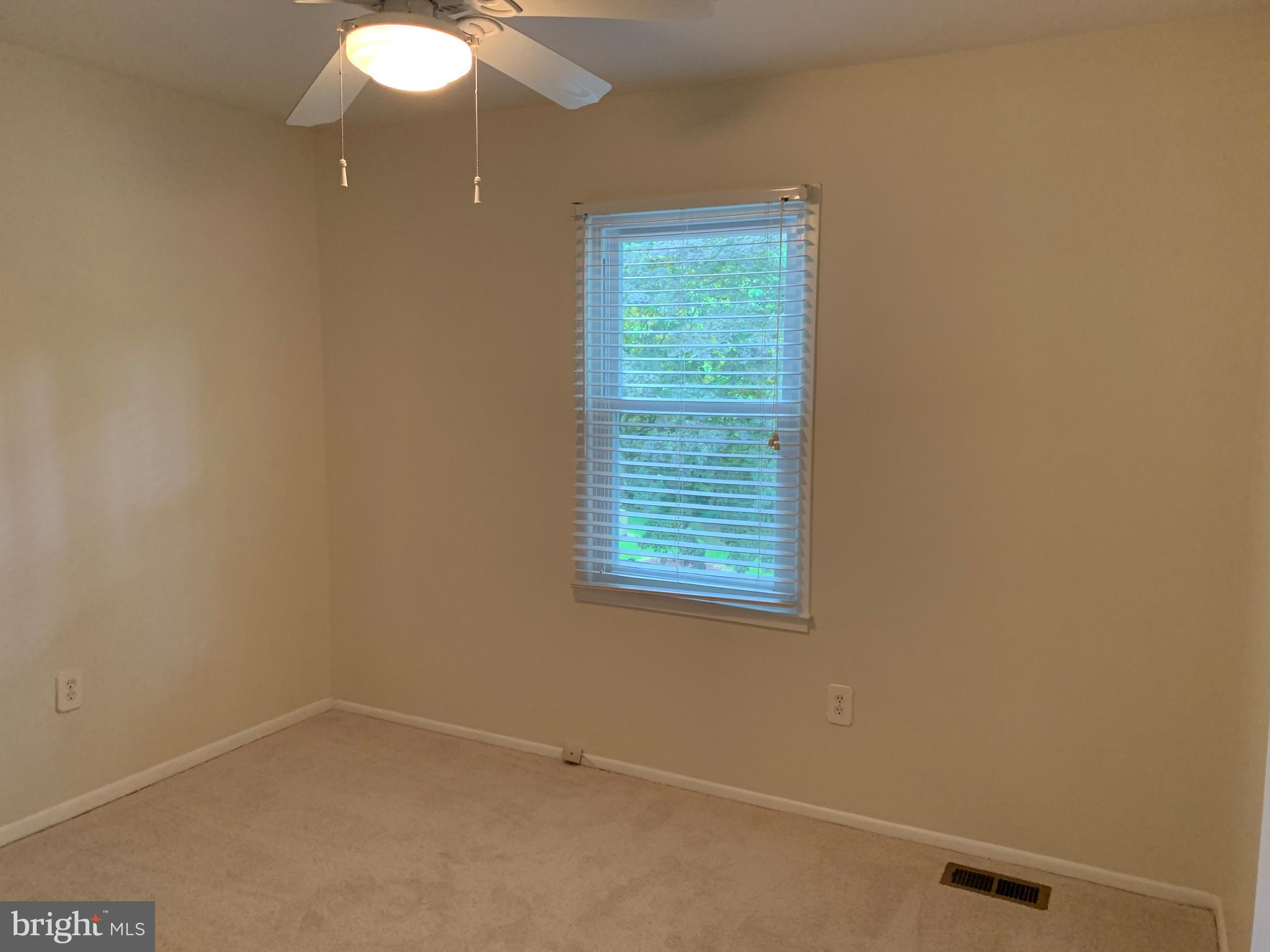 CROFTON COMMONS - Residential