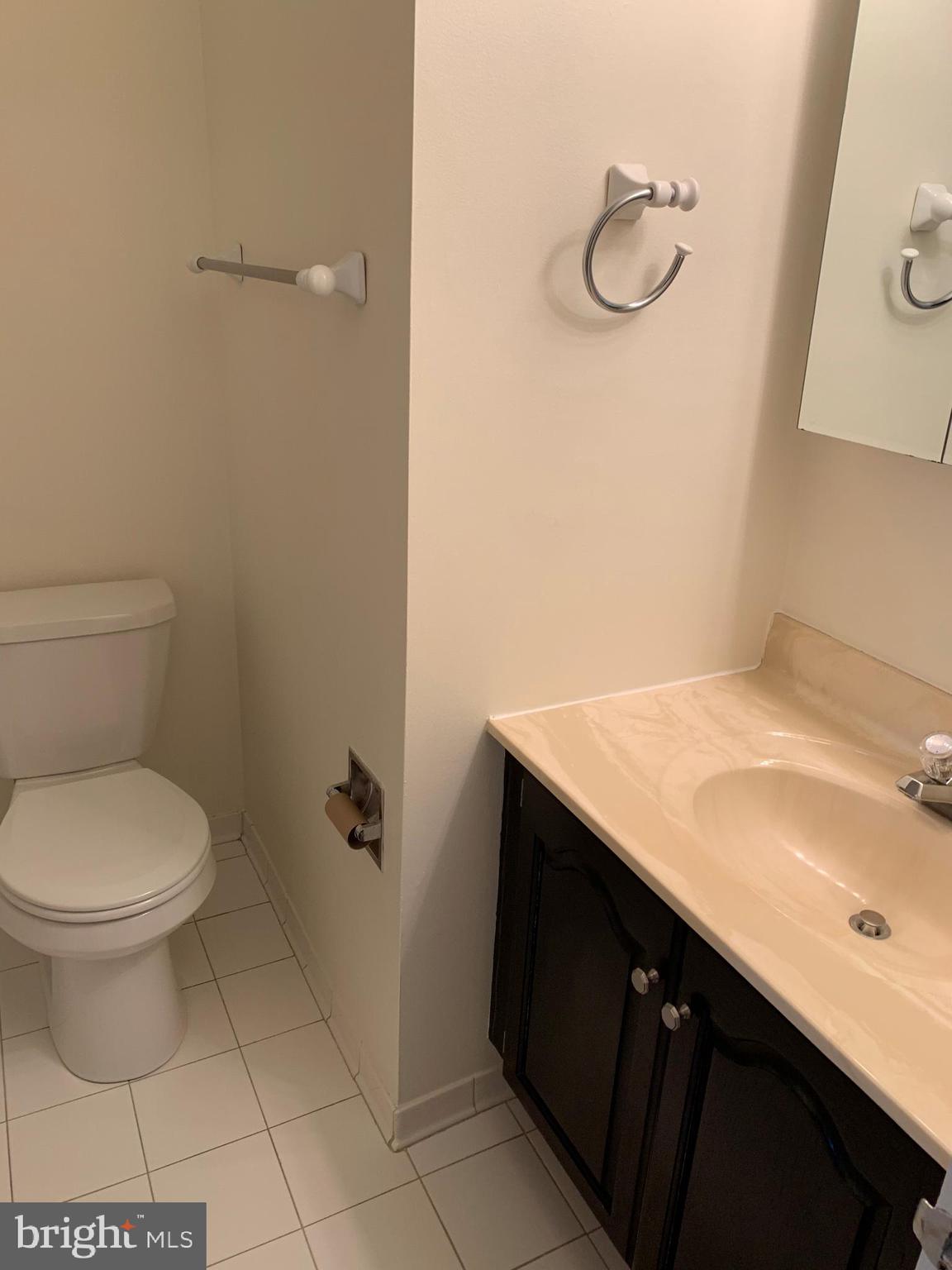 CROFTON COMMONS - Residential