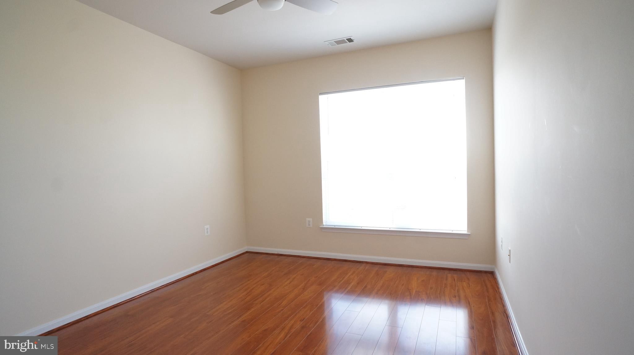 STONE GATE - Residential Lease