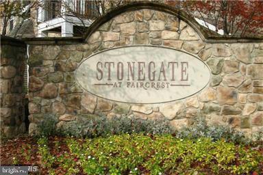 STONE GATE - Residential Lease