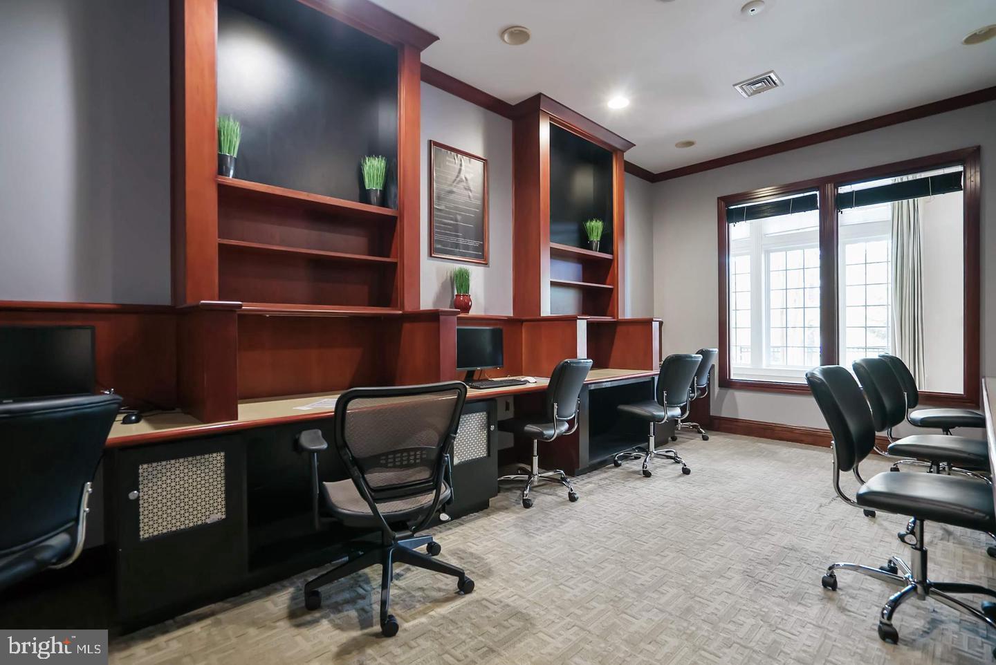 STONE GATE - Residential Lease