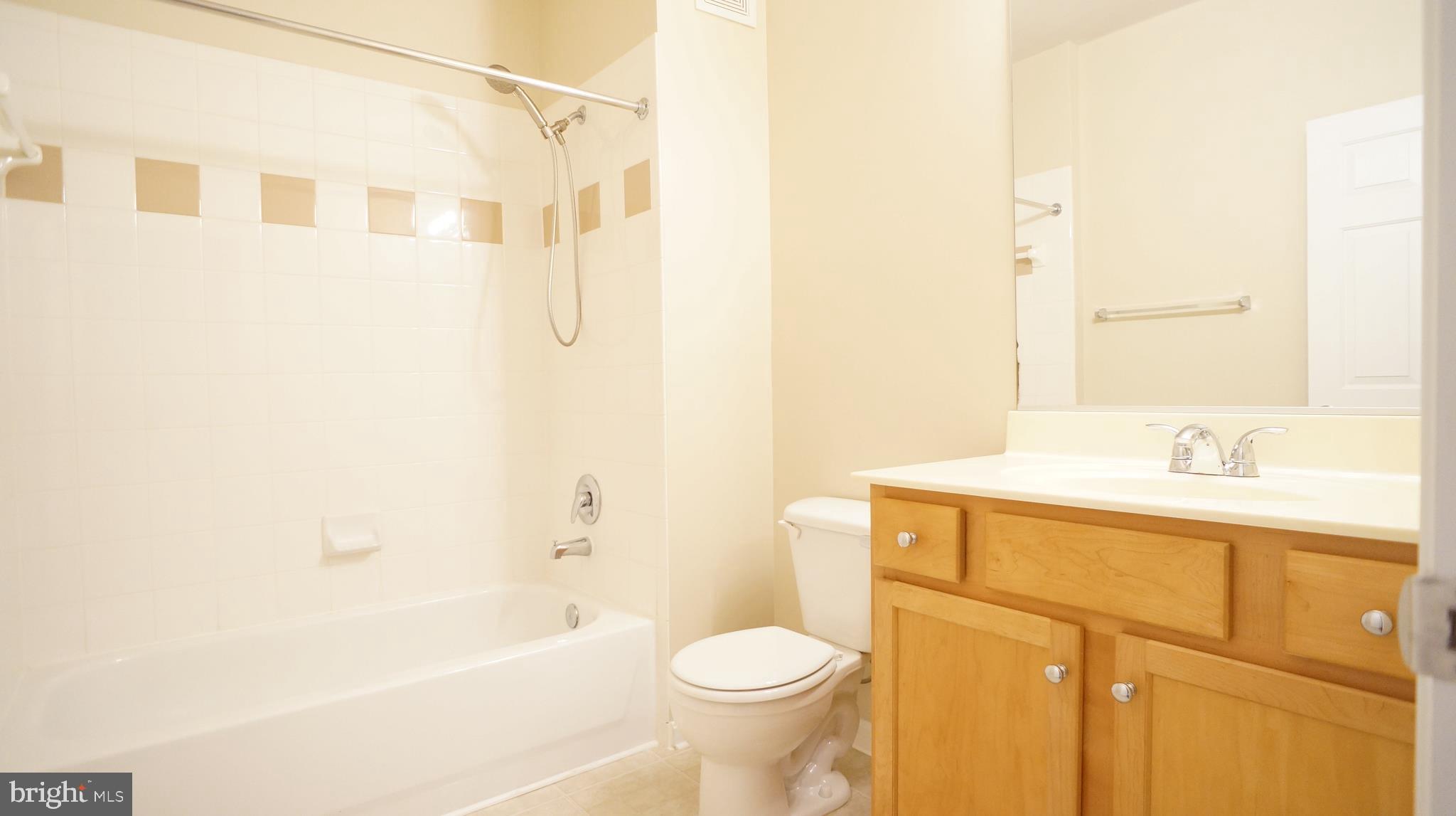 STONE GATE - Residential Lease