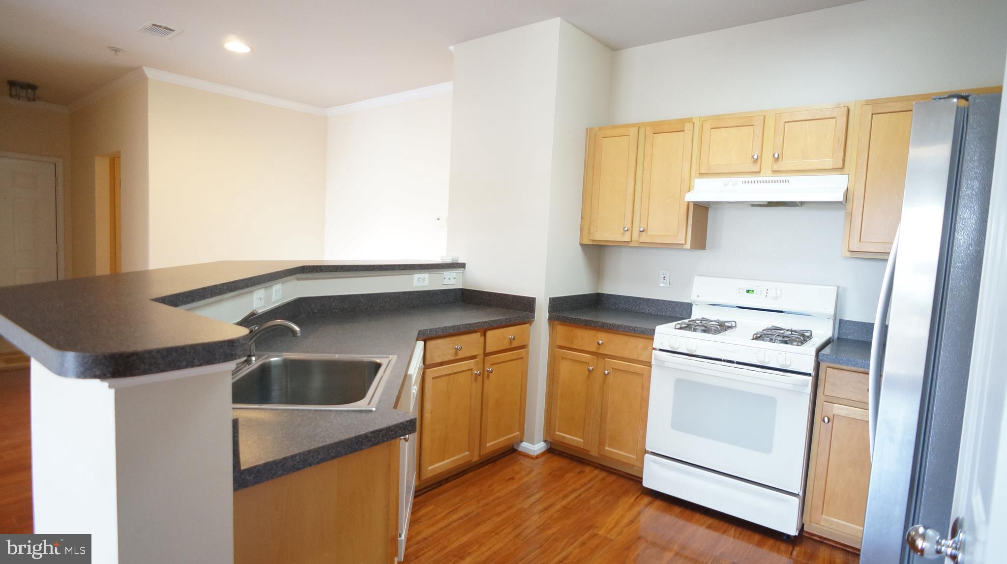 STONE GATE - Residential Lease