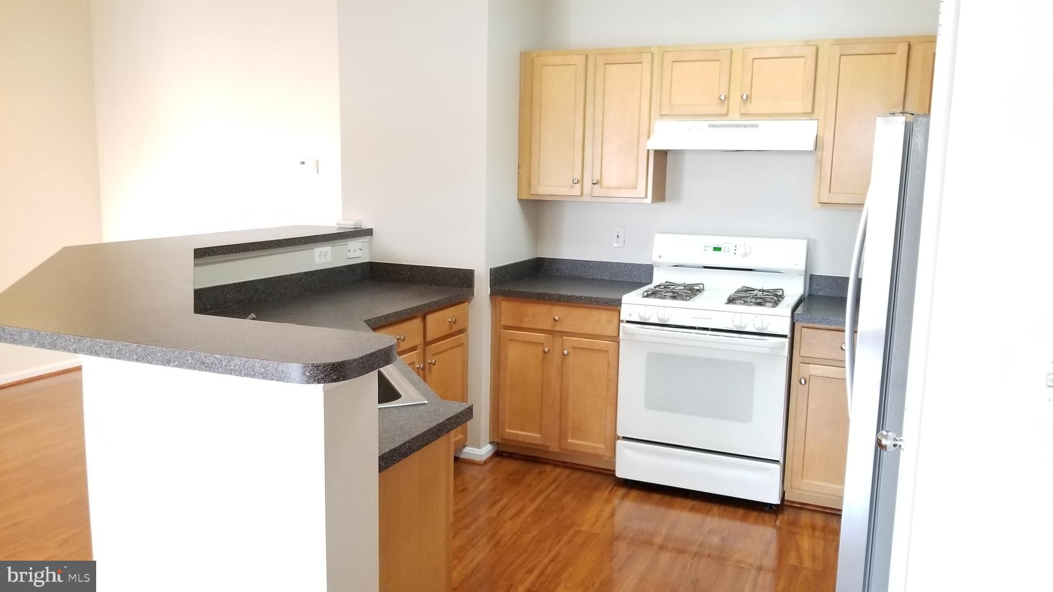 STONE GATE - Residential Lease