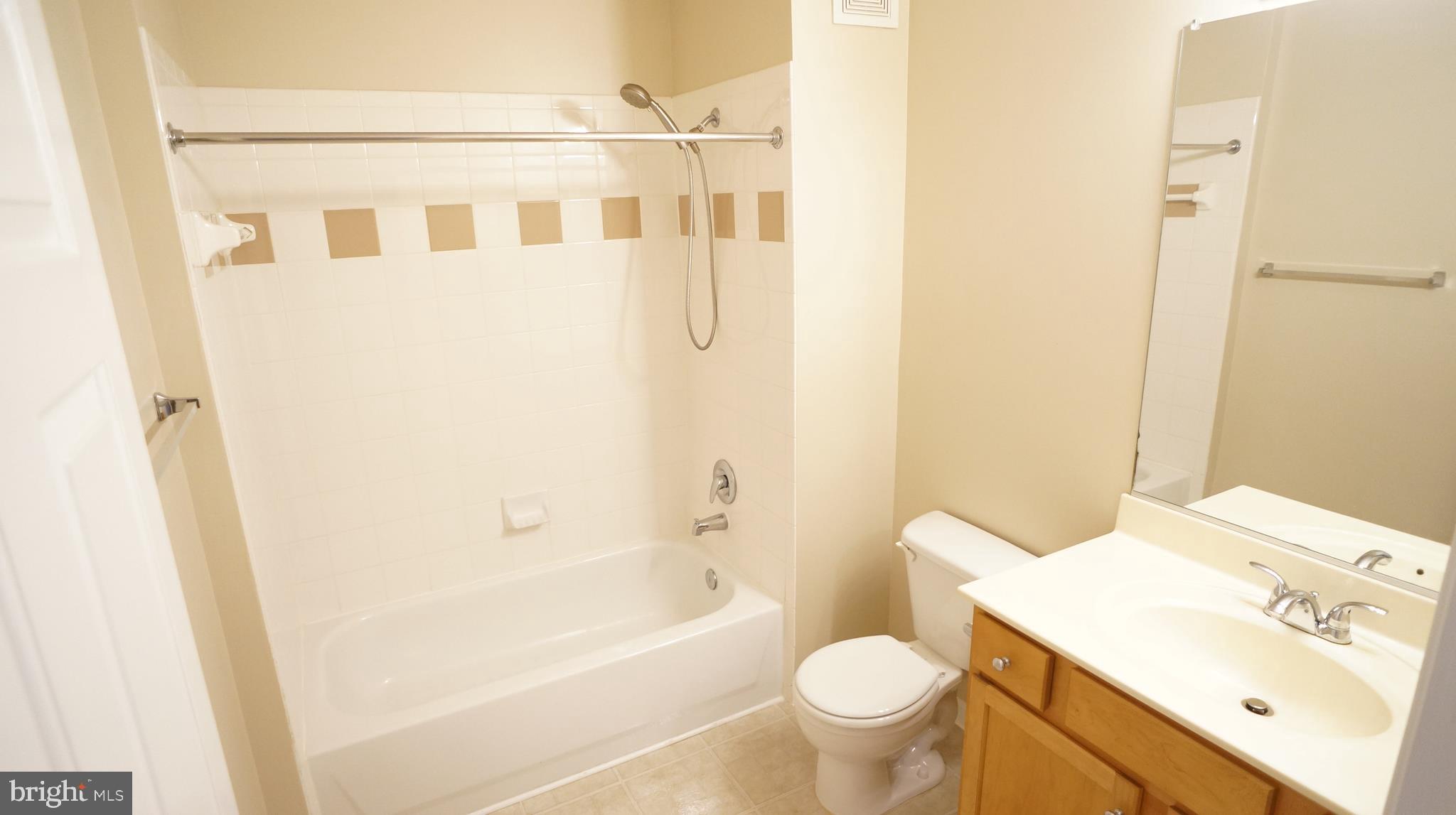 STONE GATE - Residential Lease