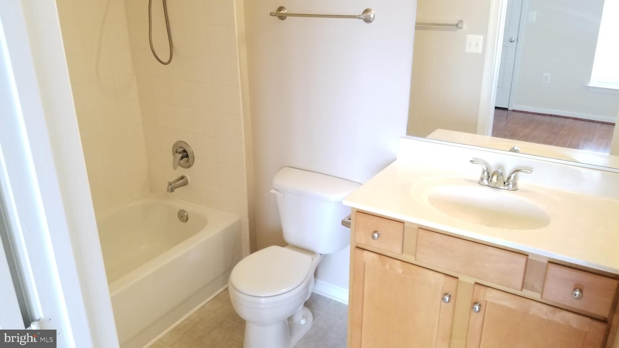 STONE GATE - Residential Lease