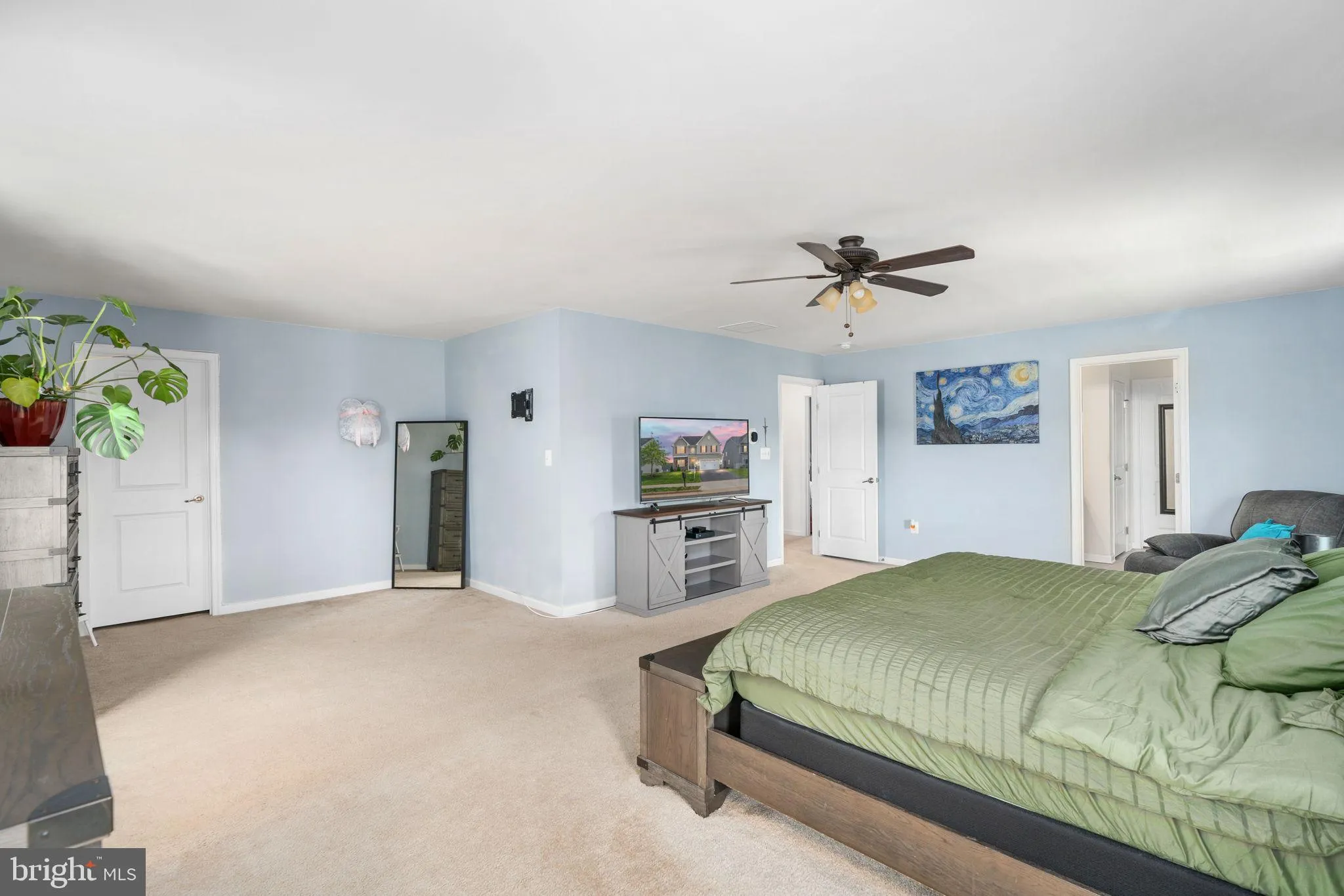 Fredericksburg, Virginia 22405, United States, 5 Bedrooms Bedrooms, ,4 BathroomsBathrooms,Residential,Active,117332