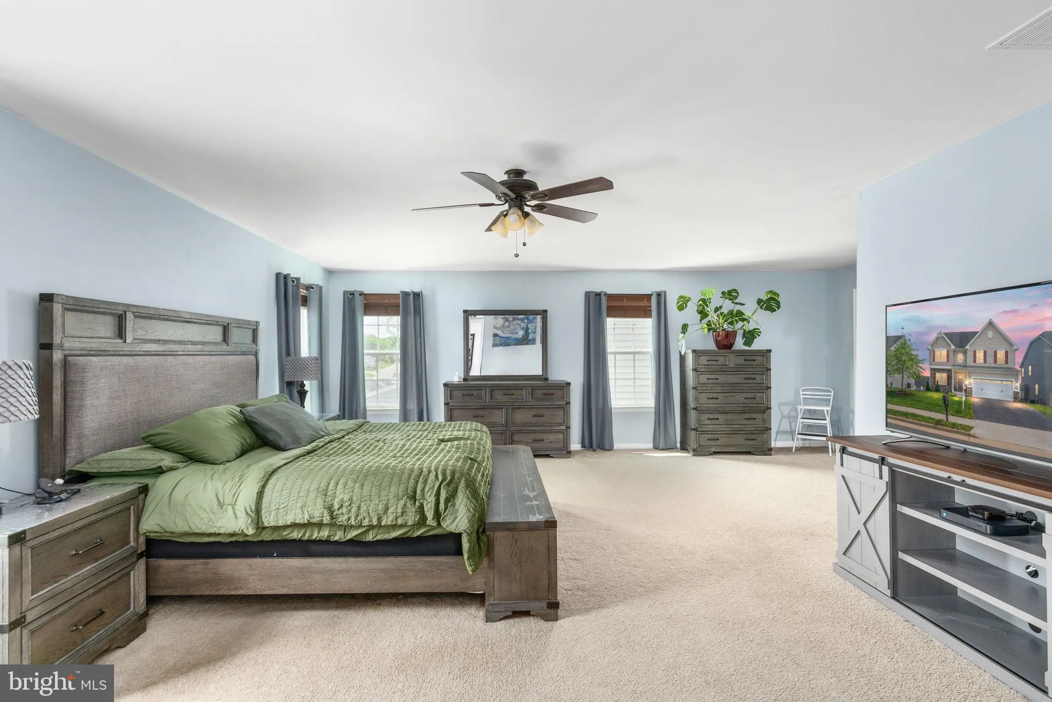 Fredericksburg, Virginia 22405, United States, 5 Bedrooms Bedrooms, ,4 BathroomsBathrooms,Residential,Active,117332