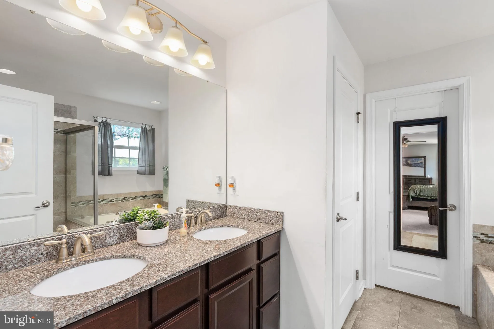 Fredericksburg, Virginia 22405, United States, 5 Bedrooms Bedrooms, ,4 BathroomsBathrooms,Residential,Active,117332