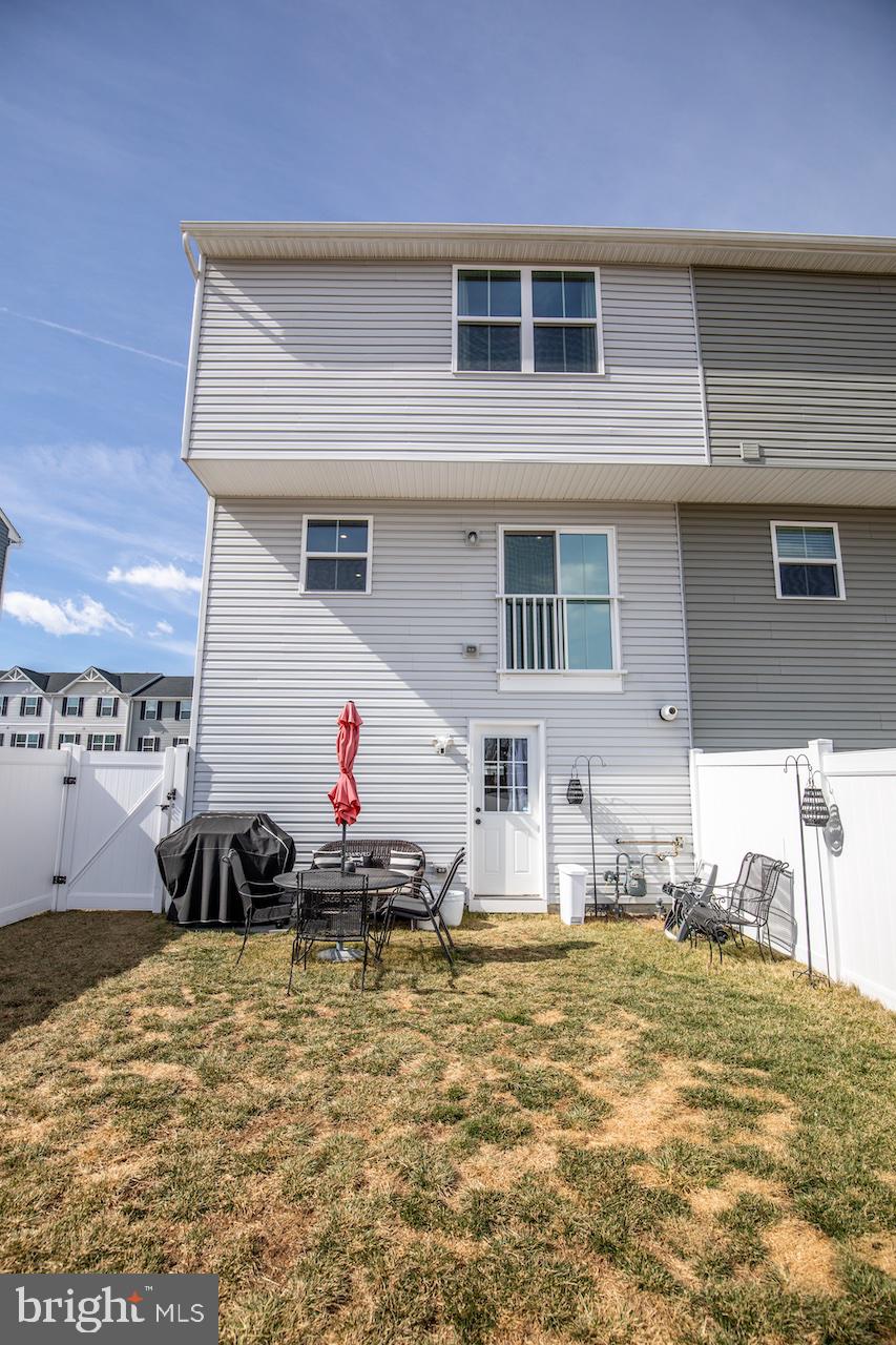 THE LAKES AT MARTINSBURG - Residential