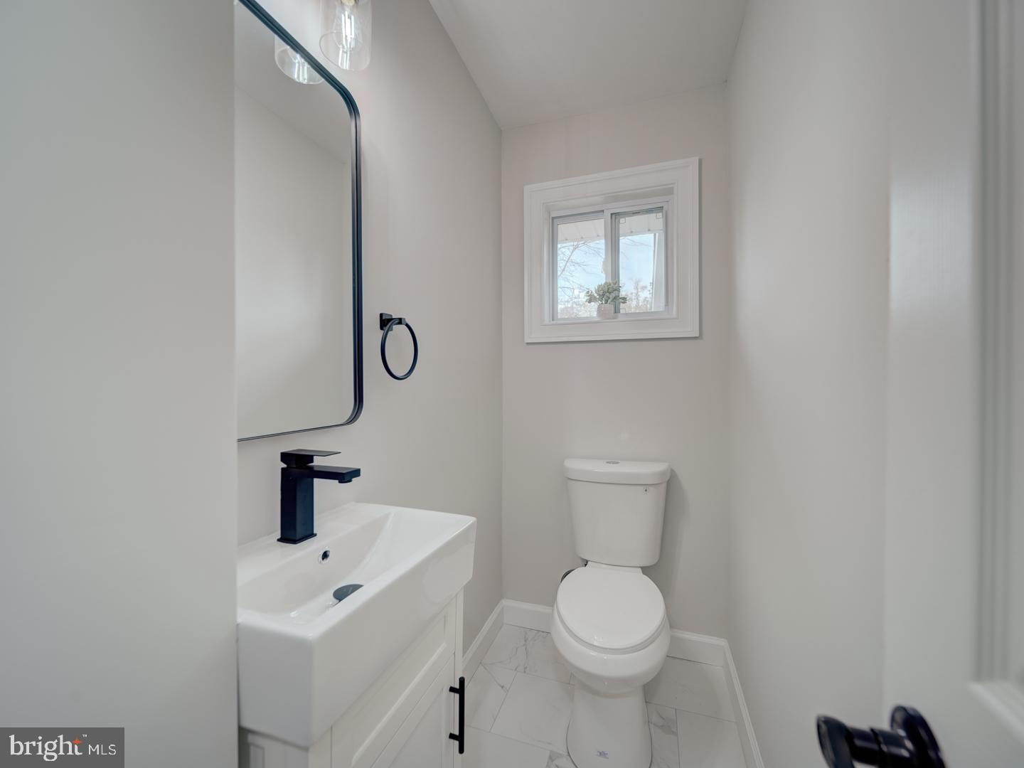 CAROLE HIGHLANDS - Residential