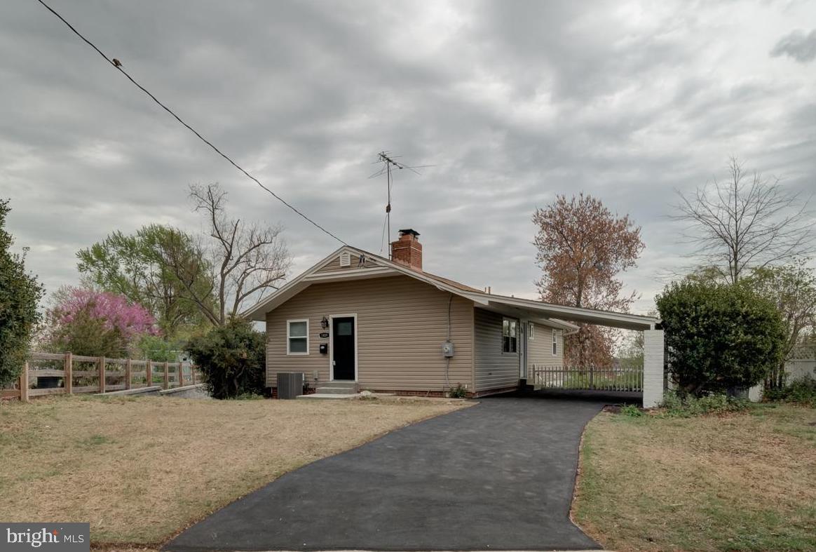 CAROLE HIGHLANDS - Residential