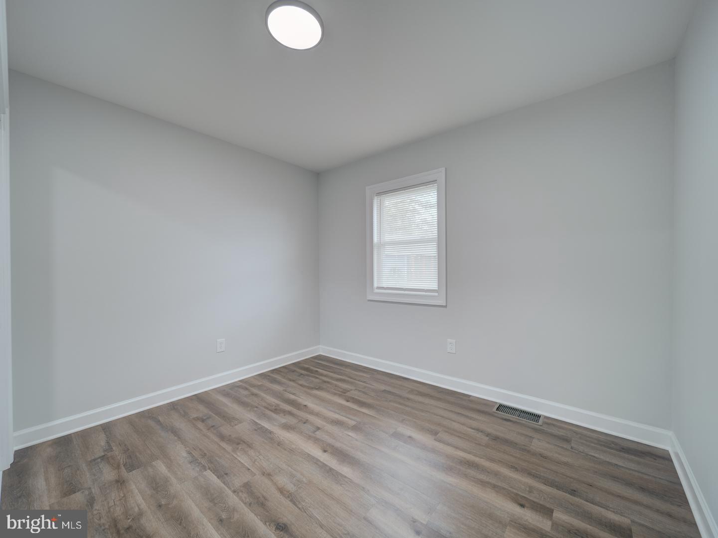 CAROLE HIGHLANDS - Residential