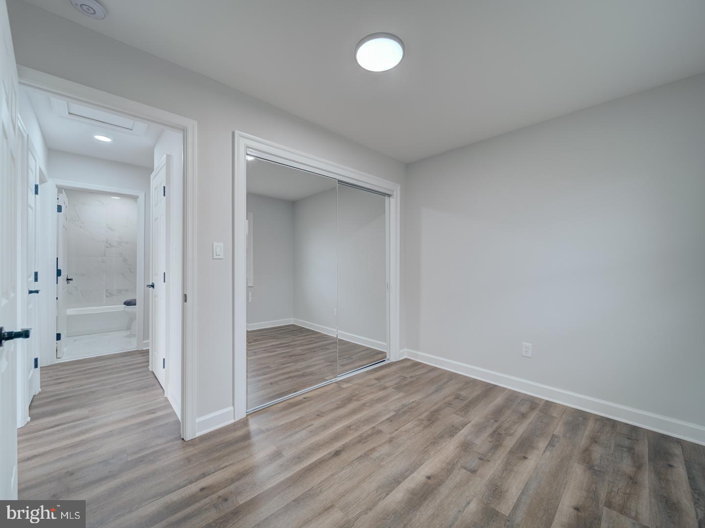 CAROLE HIGHLANDS - Residential