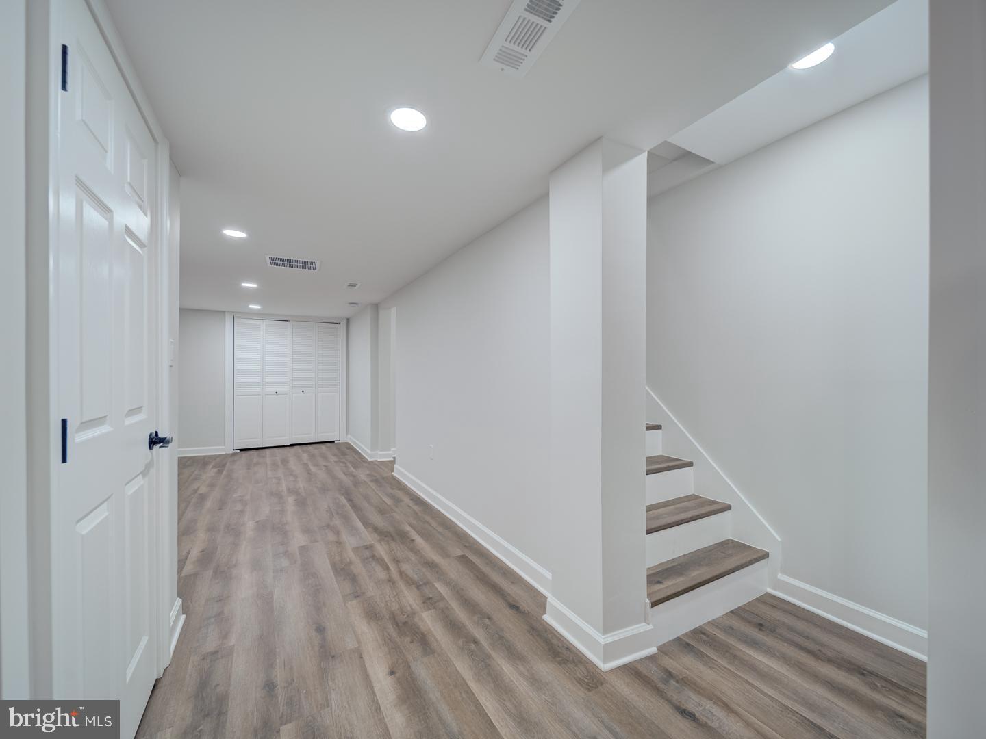 CAROLE HIGHLANDS - Residential