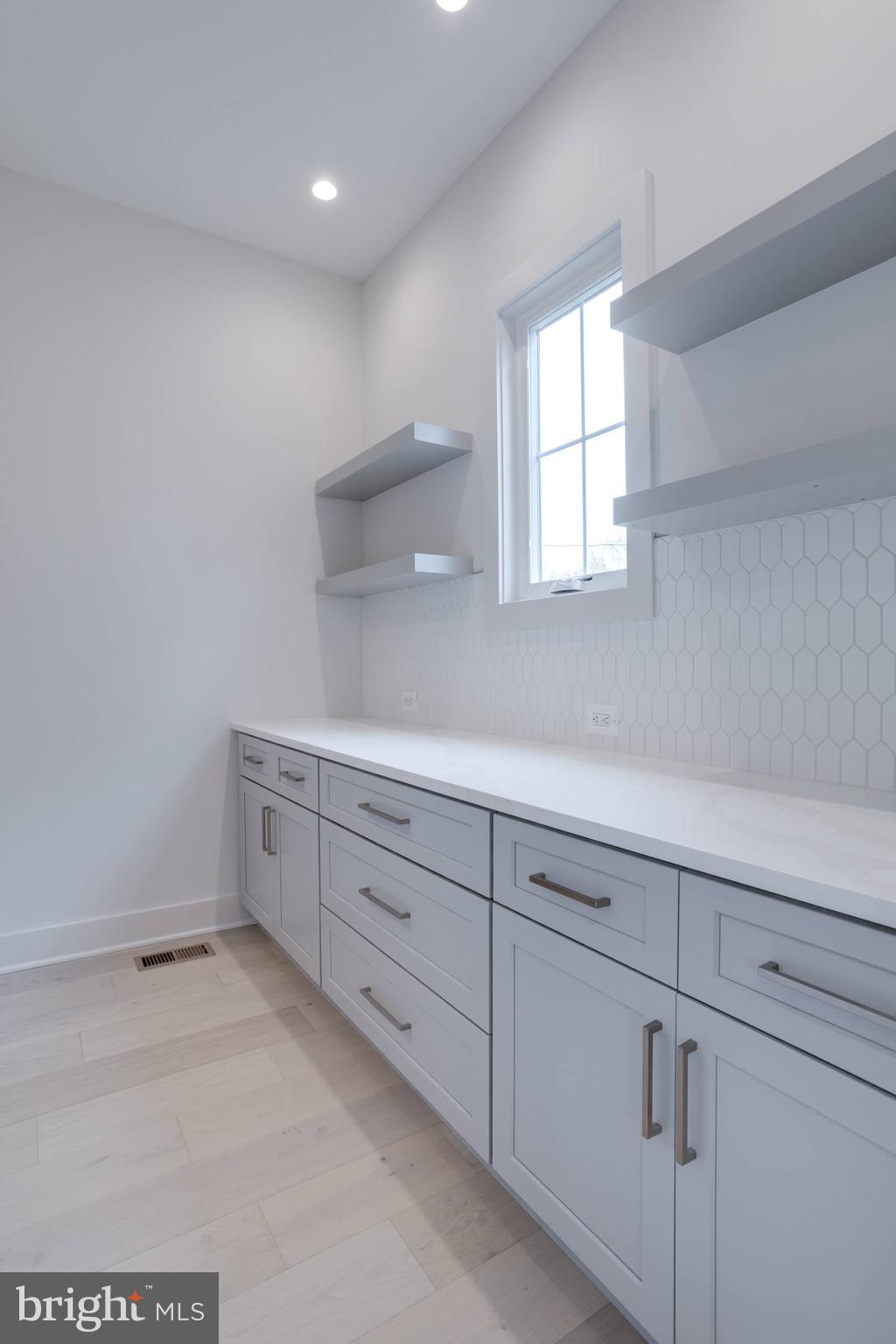 FENWICK PARK - Residential