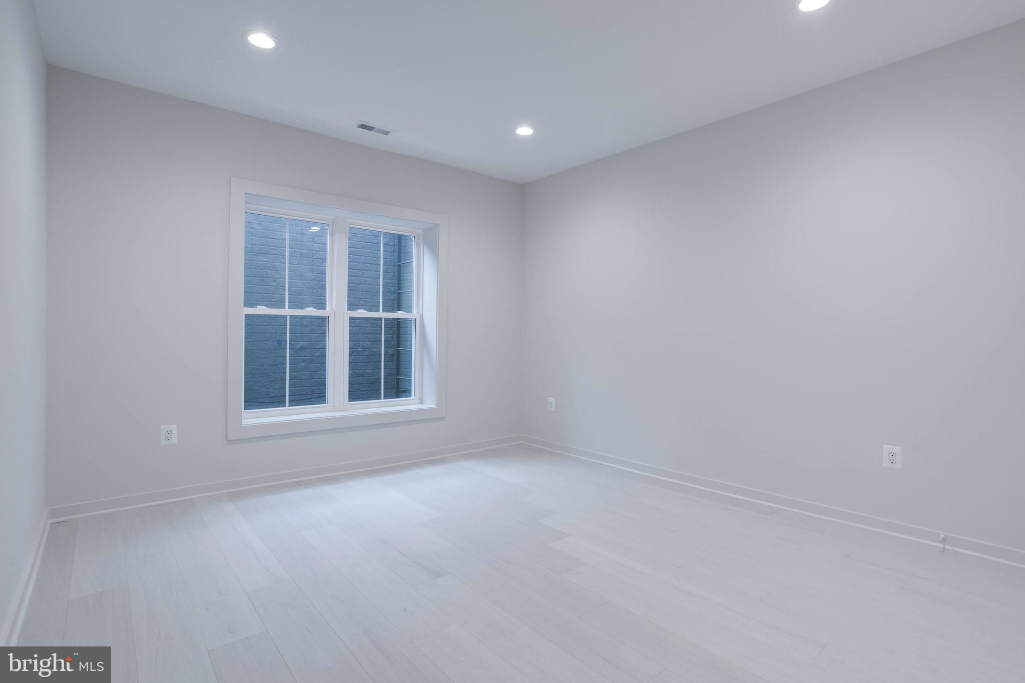 FENWICK PARK - Residential