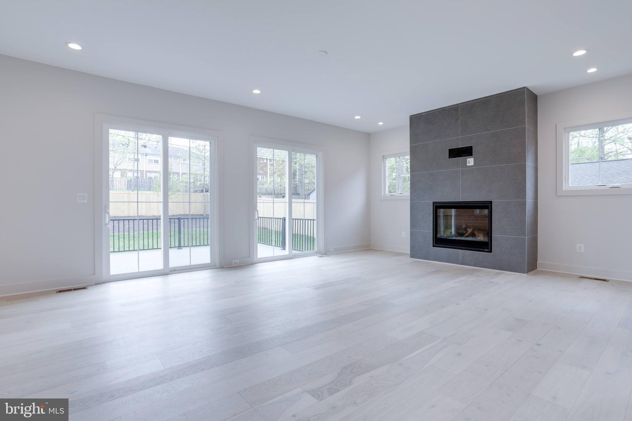 FENWICK PARK - Residential